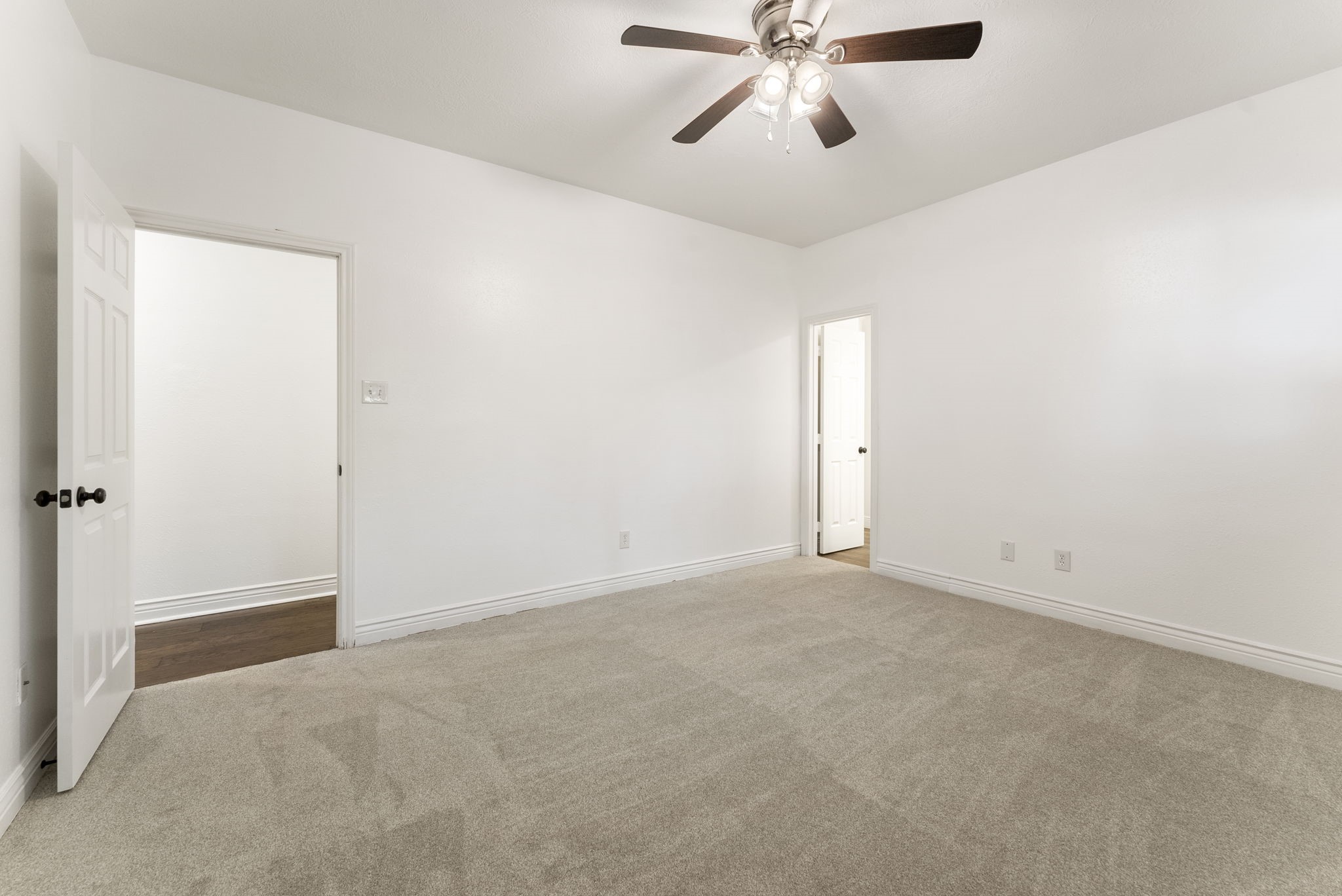 618 W Rollingwood Street Property Photo 15