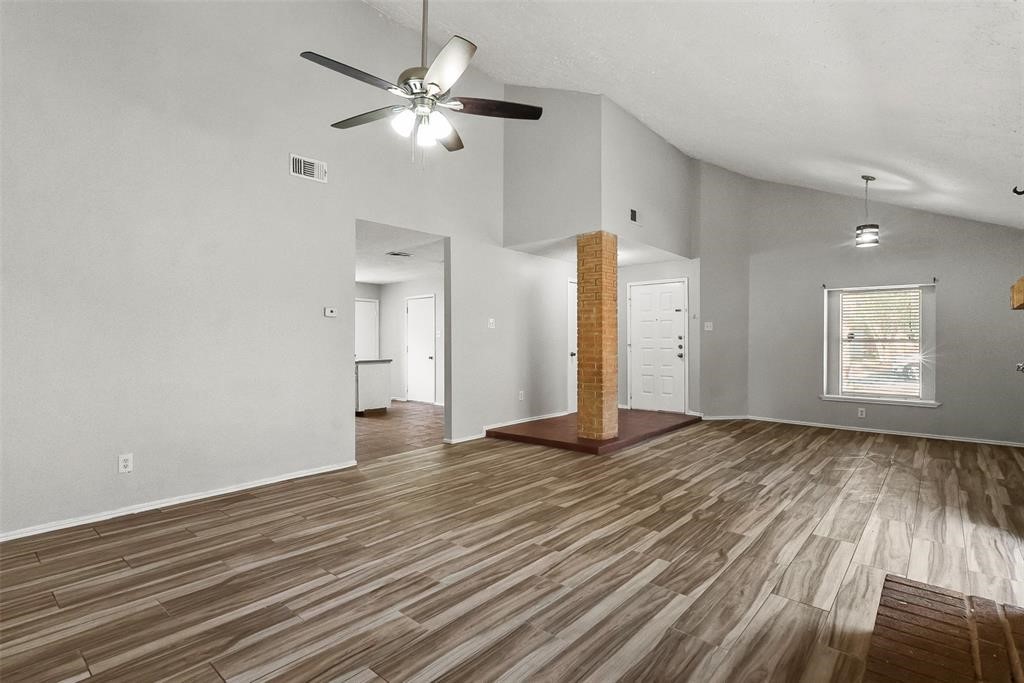 24123 Red Sky Drive Property Photo 7
