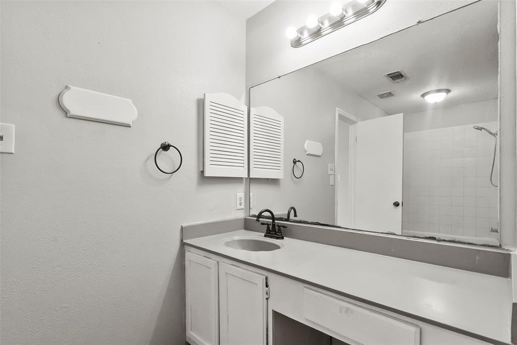 24123 Red Sky Drive Property Photo 15
