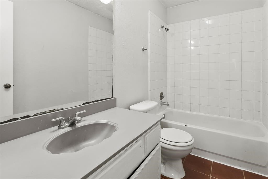 24123 Red Sky Drive Property Photo 17