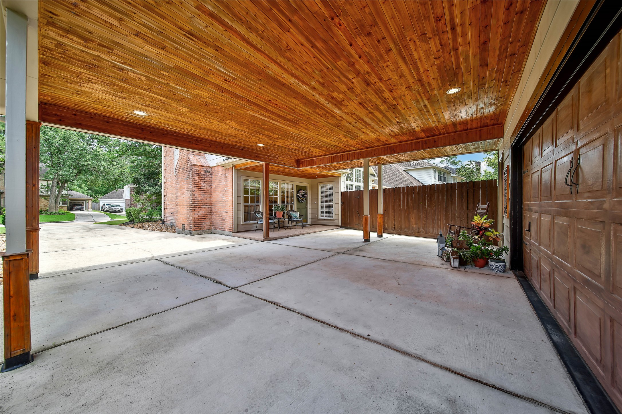 1702 Seven Maples Drive Property Photo 16
