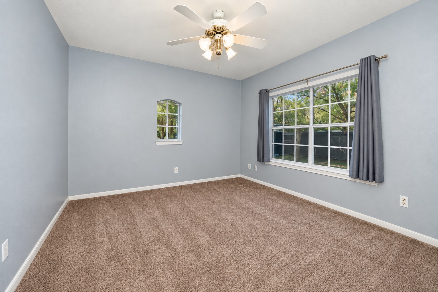 1515 Moon Shadow Court Property Photo 22