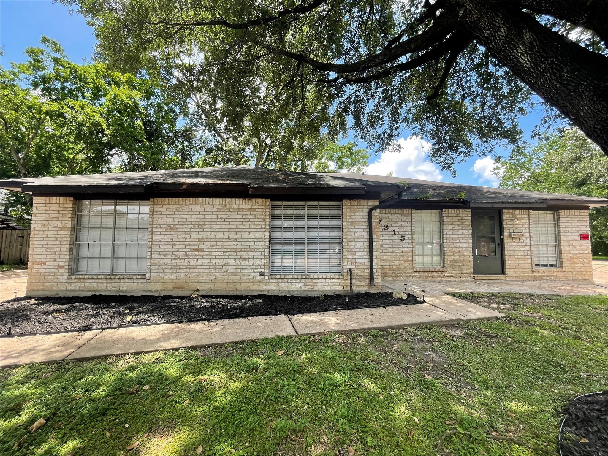 7315 Housman Street A Property Photo 3