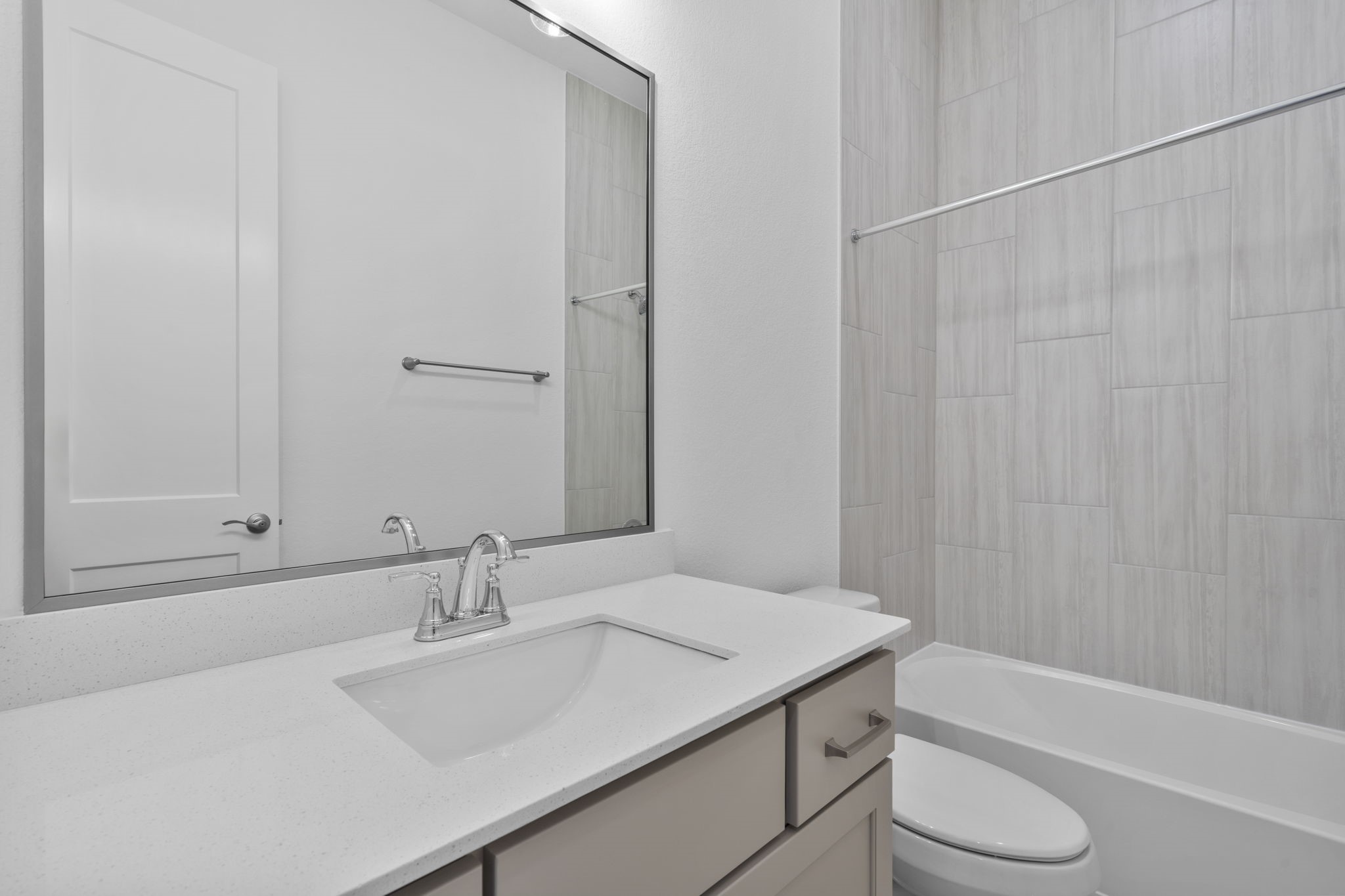 1115 Watermont Drive Property Photo 8