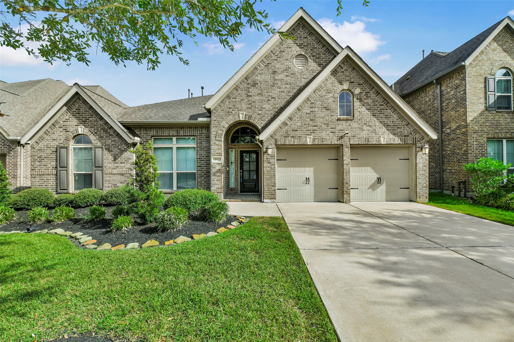 13615 Imperial Island Lane Property Photo 1