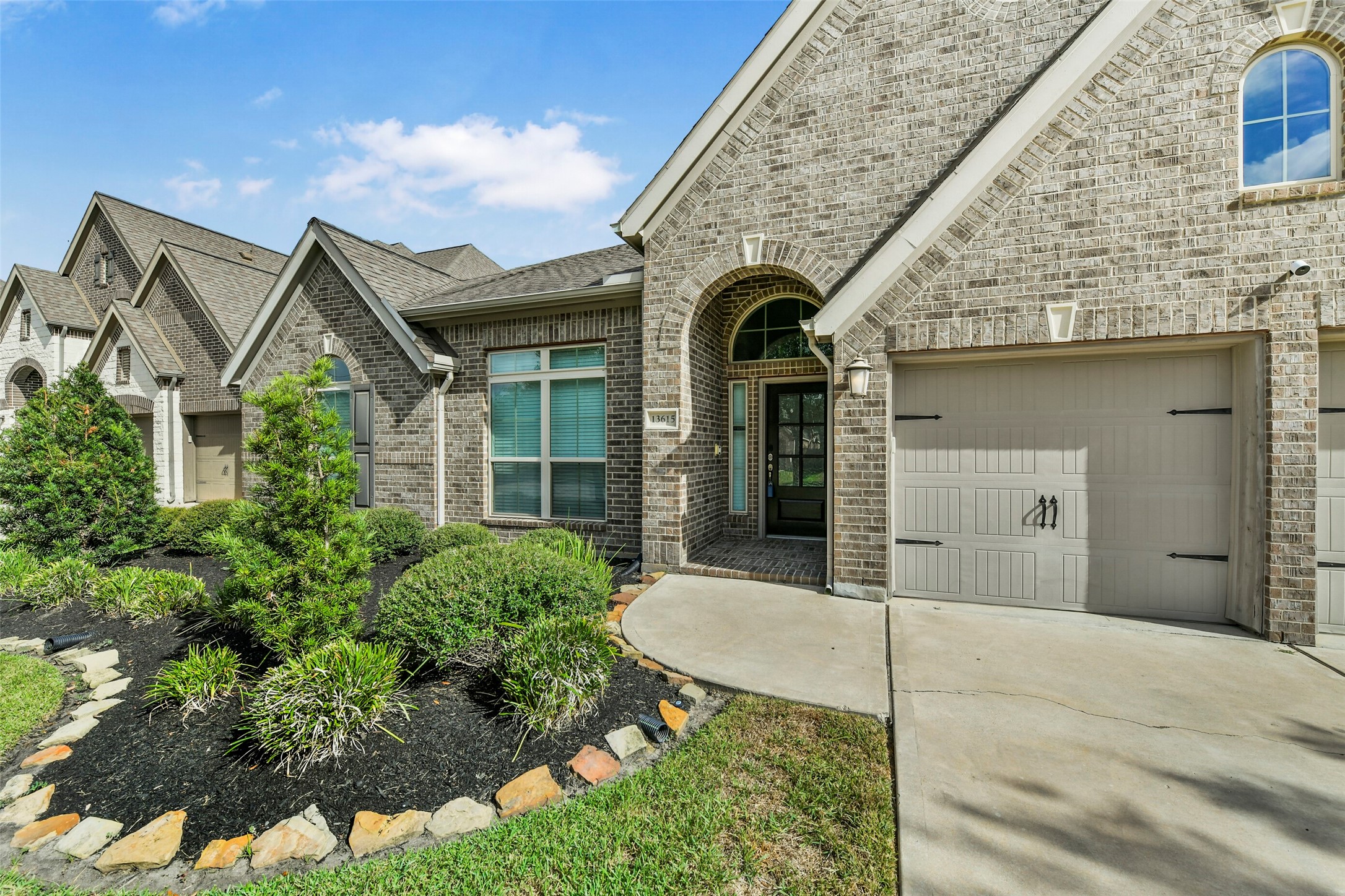 13615 Imperial Island Lane Property Photo 2