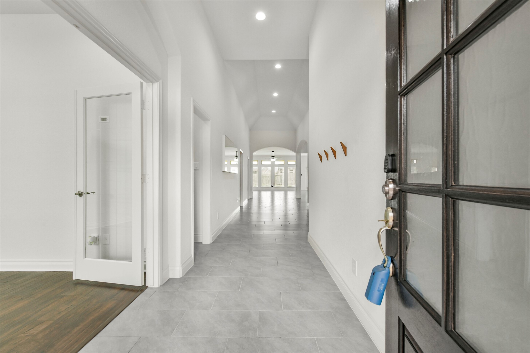 13615 Imperial Island Lane Property Photo 3