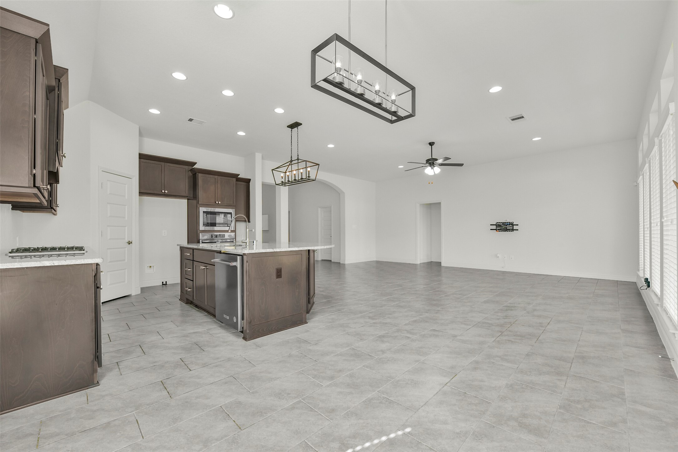 13615 Imperial Island Lane Property Photo 13