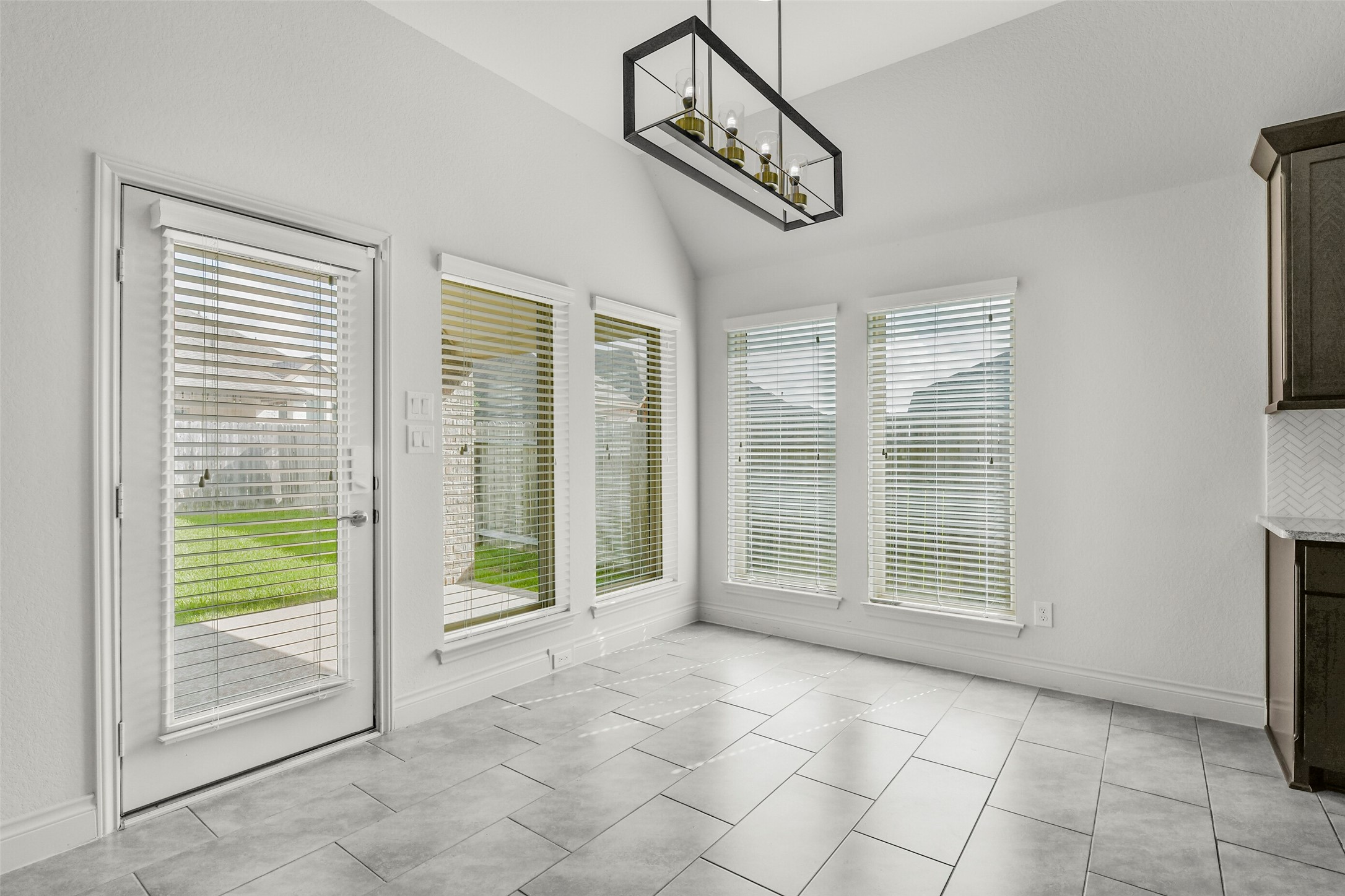 13615 Imperial Island Lane Property Photo 14