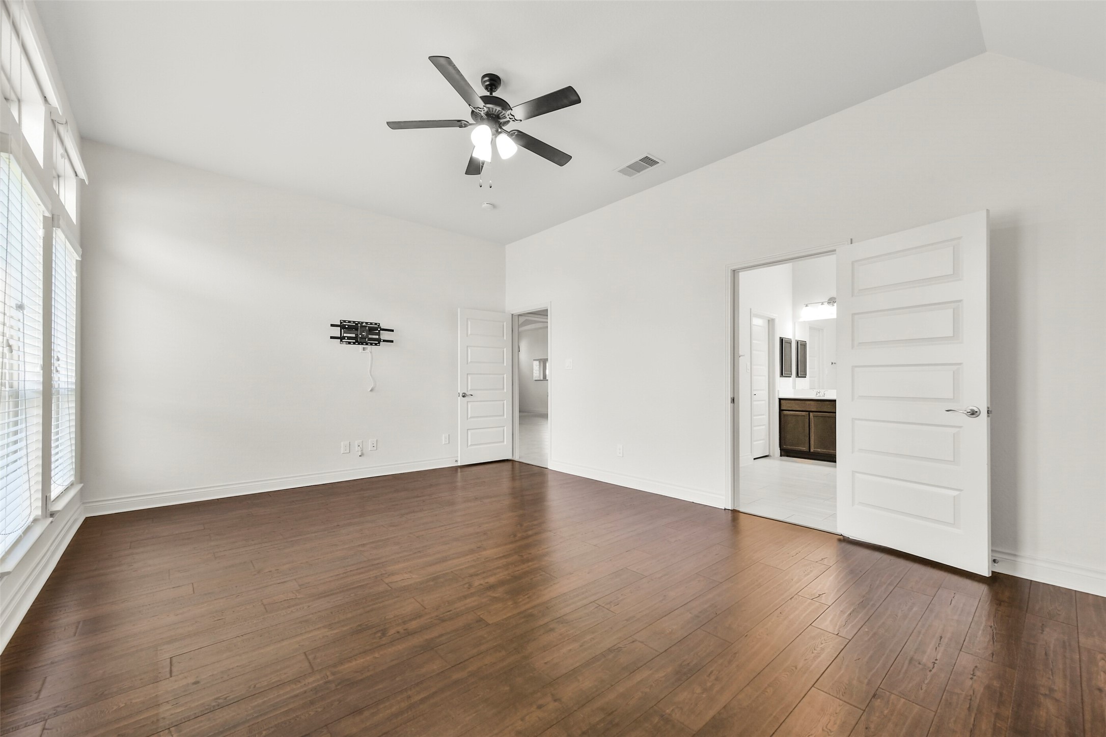 13615 Imperial Island Lane Property Photo 20