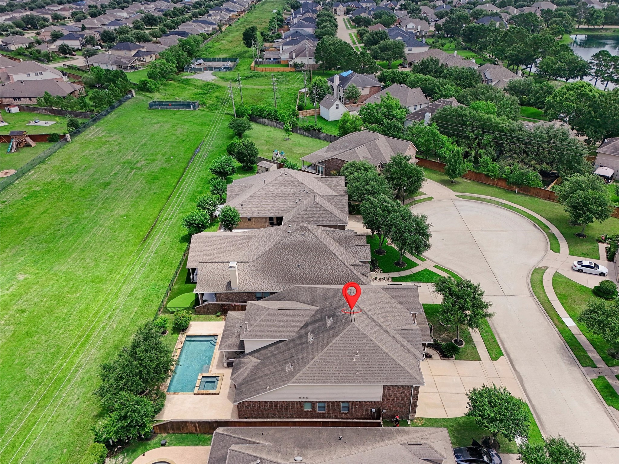 17919 Creek Bluff Lane Property Photo 47