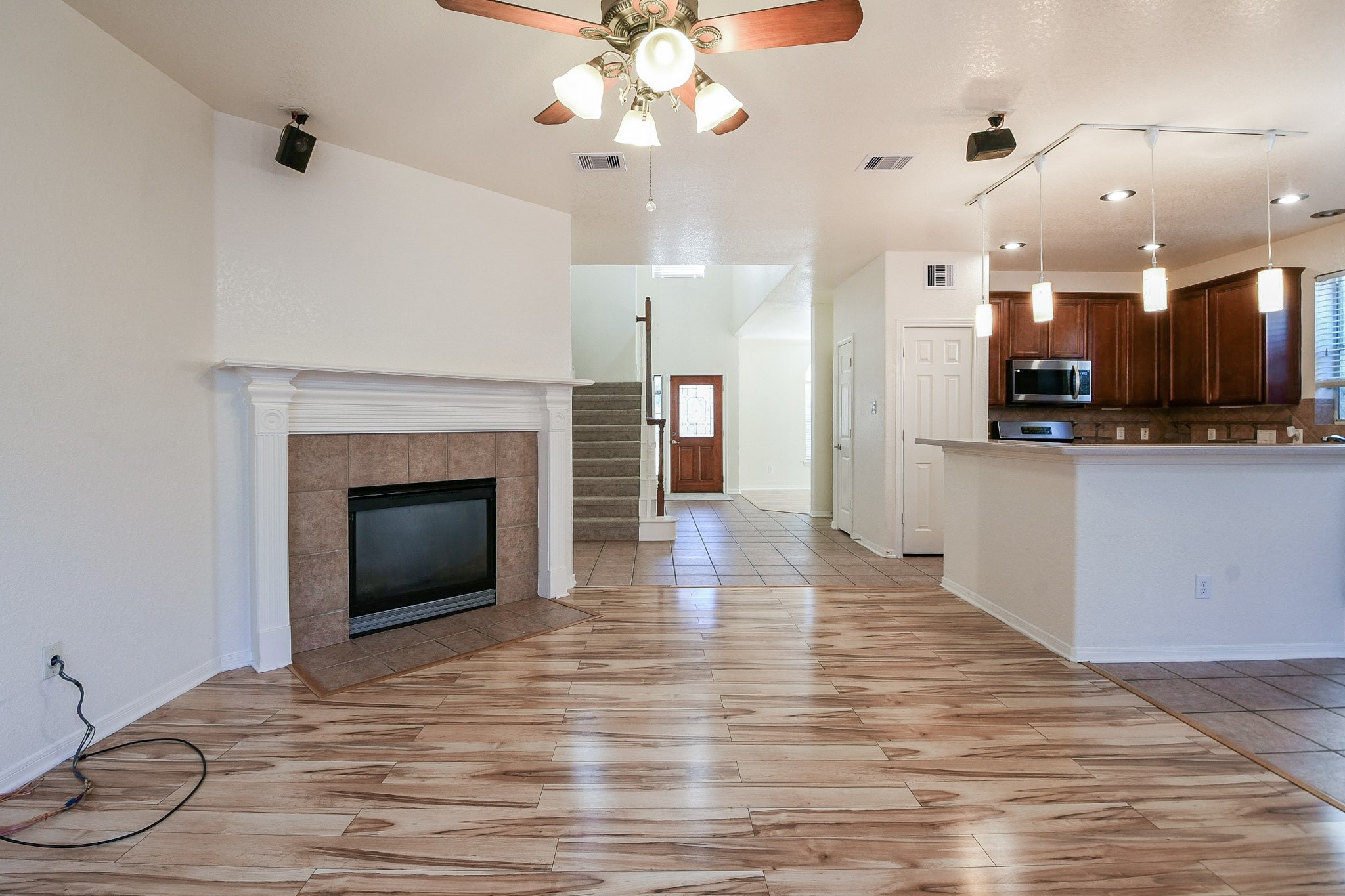 251 N Wimberly Way Property Photo 9
