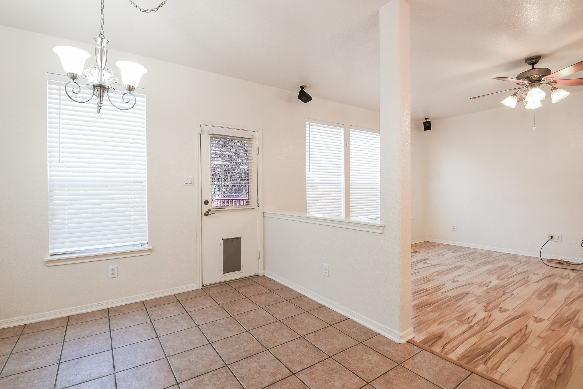 251 N Wimberly Way Property Photo 17