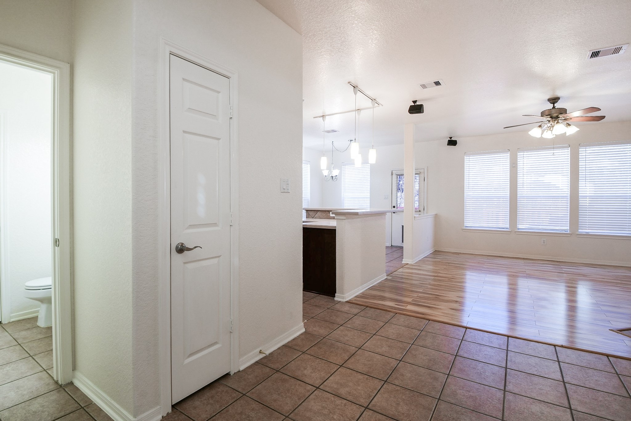 251 N Wimberly Way Property Photo 19