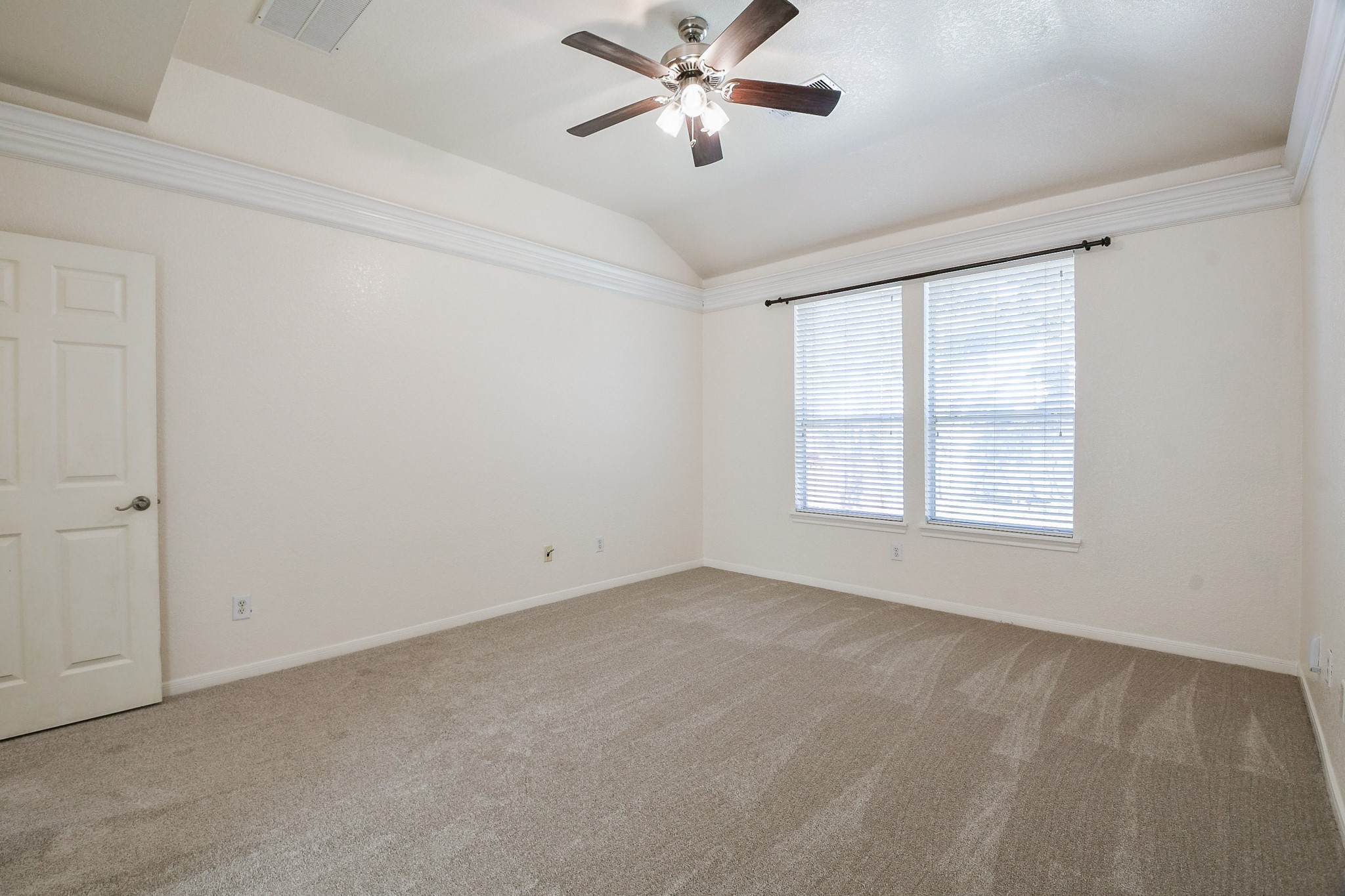 251 N Wimberly Way Property Photo 20