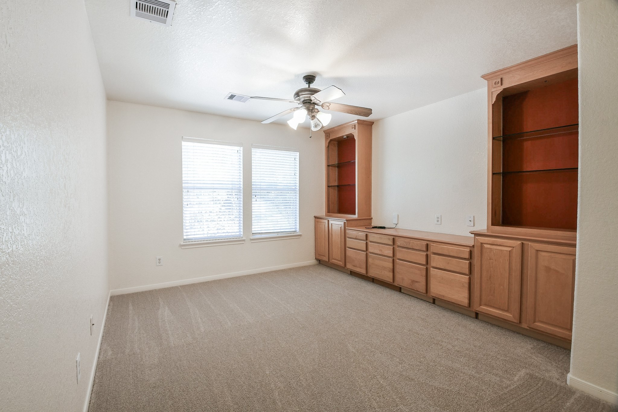 251 N Wimberly Way Property Photo 25