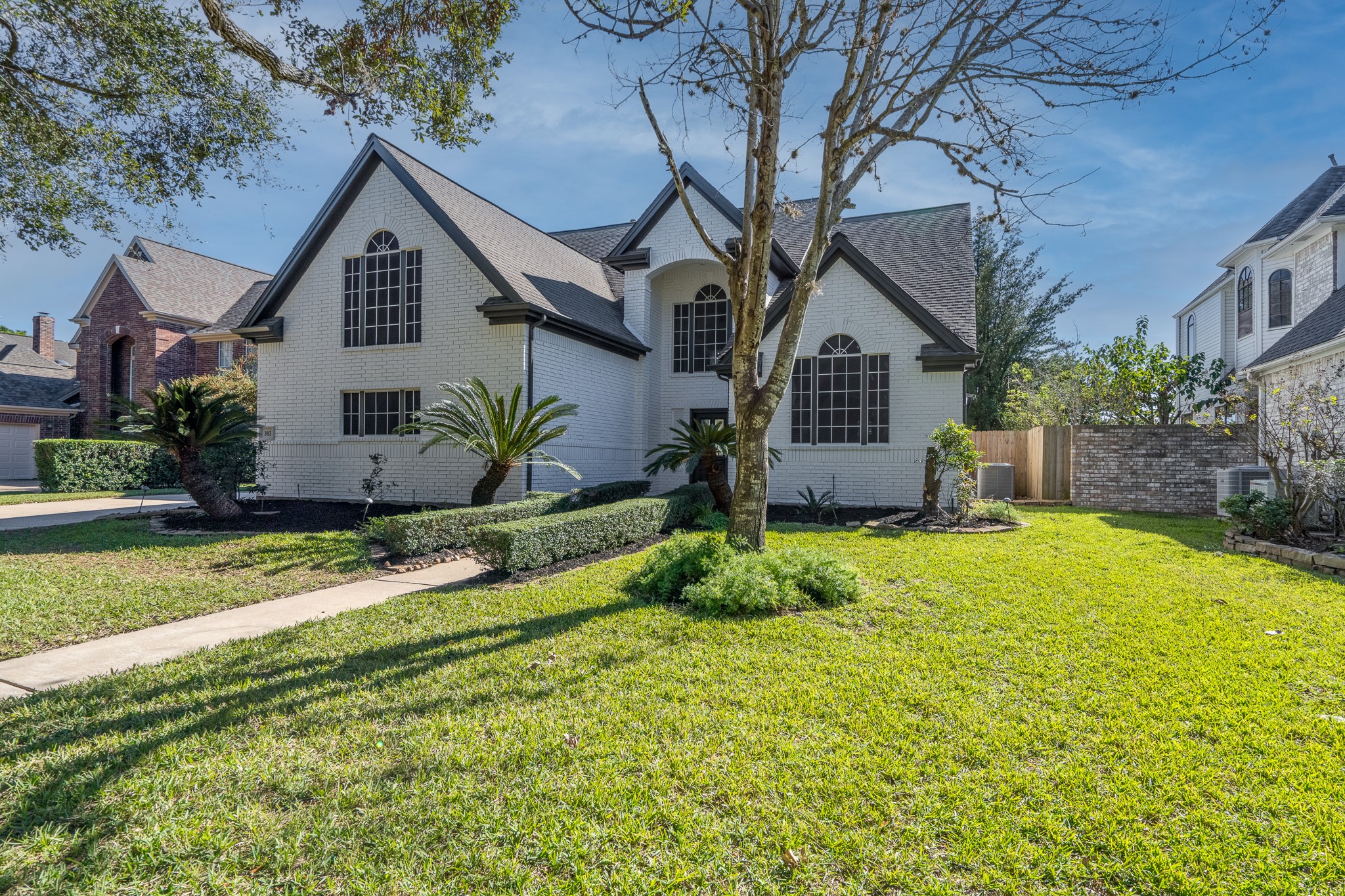 302 Kingfisher Drive Property Photo 1