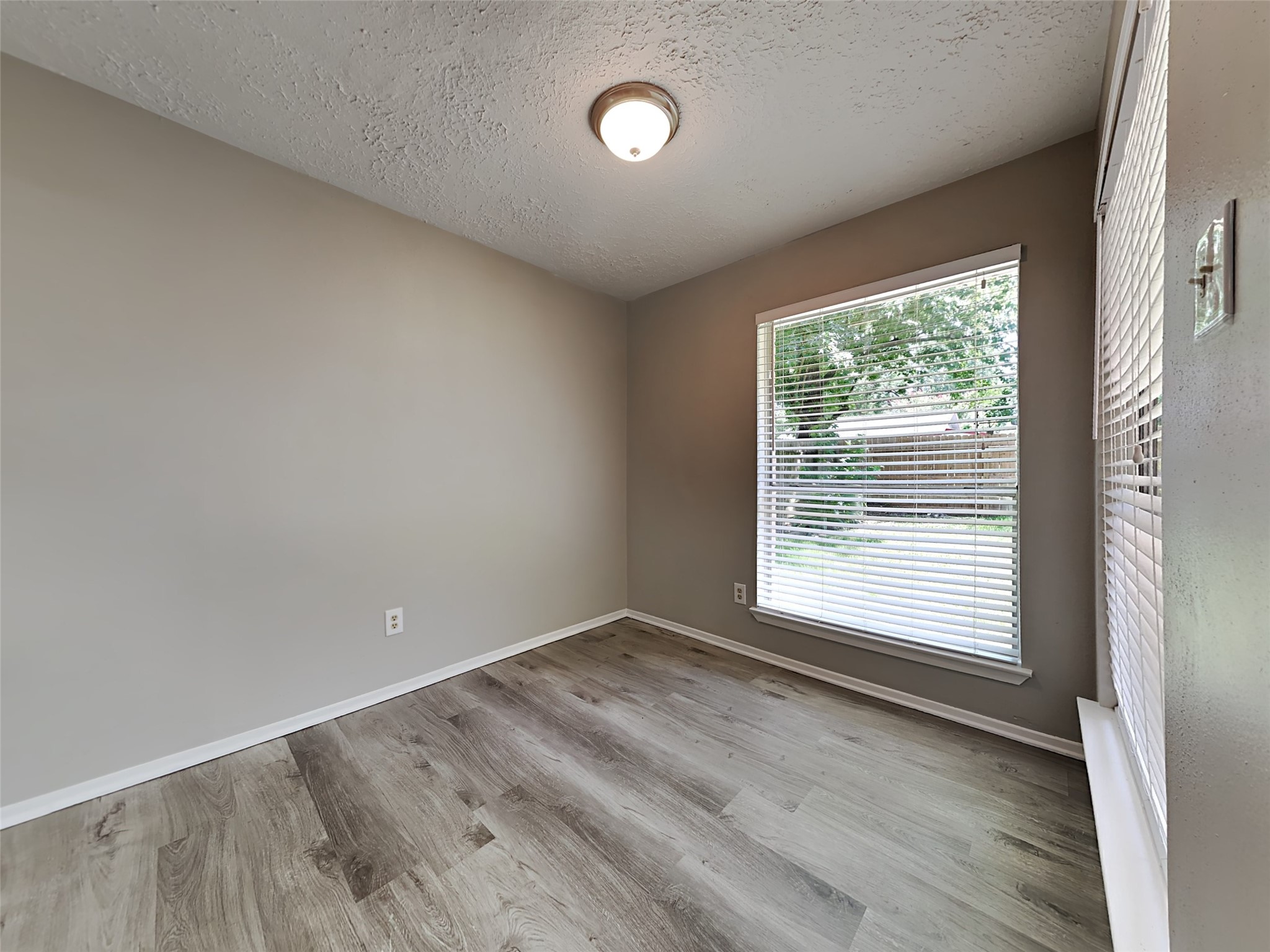 5710 Flax Bourton Street Property Photo 11