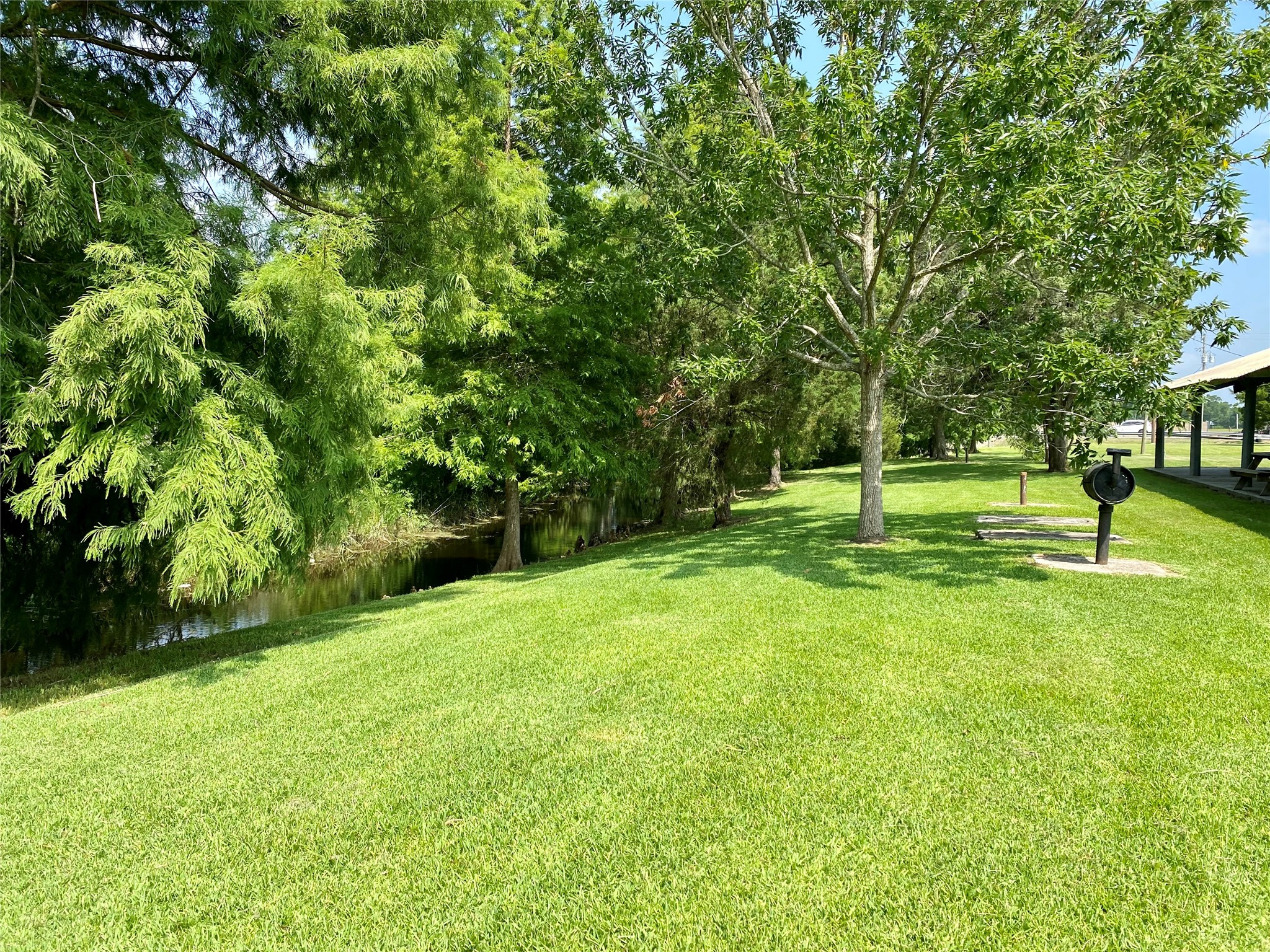 2609 Hughes Road Property Photo 8