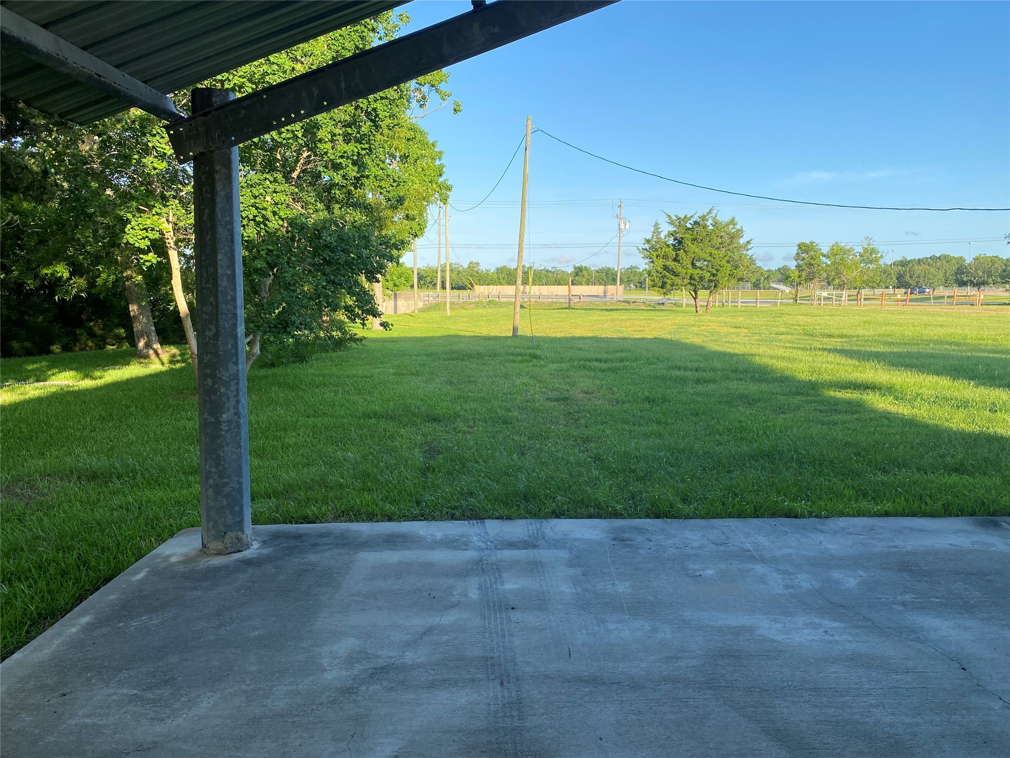 2609 Hughes Road Property Photo 30