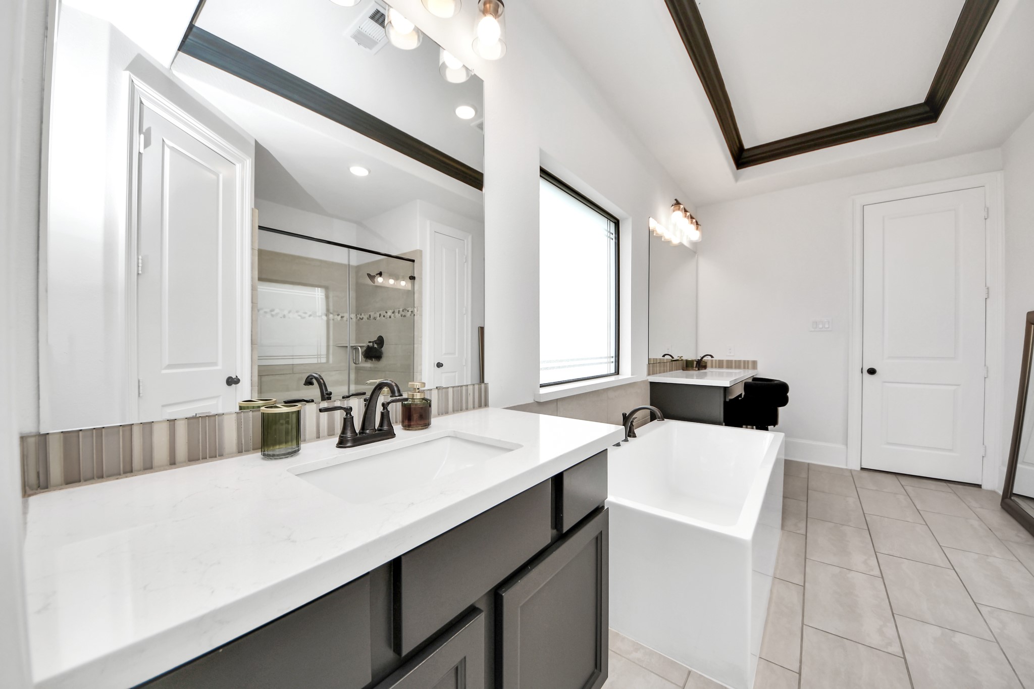 8803 Autumn Pine Drive Property Photo 20