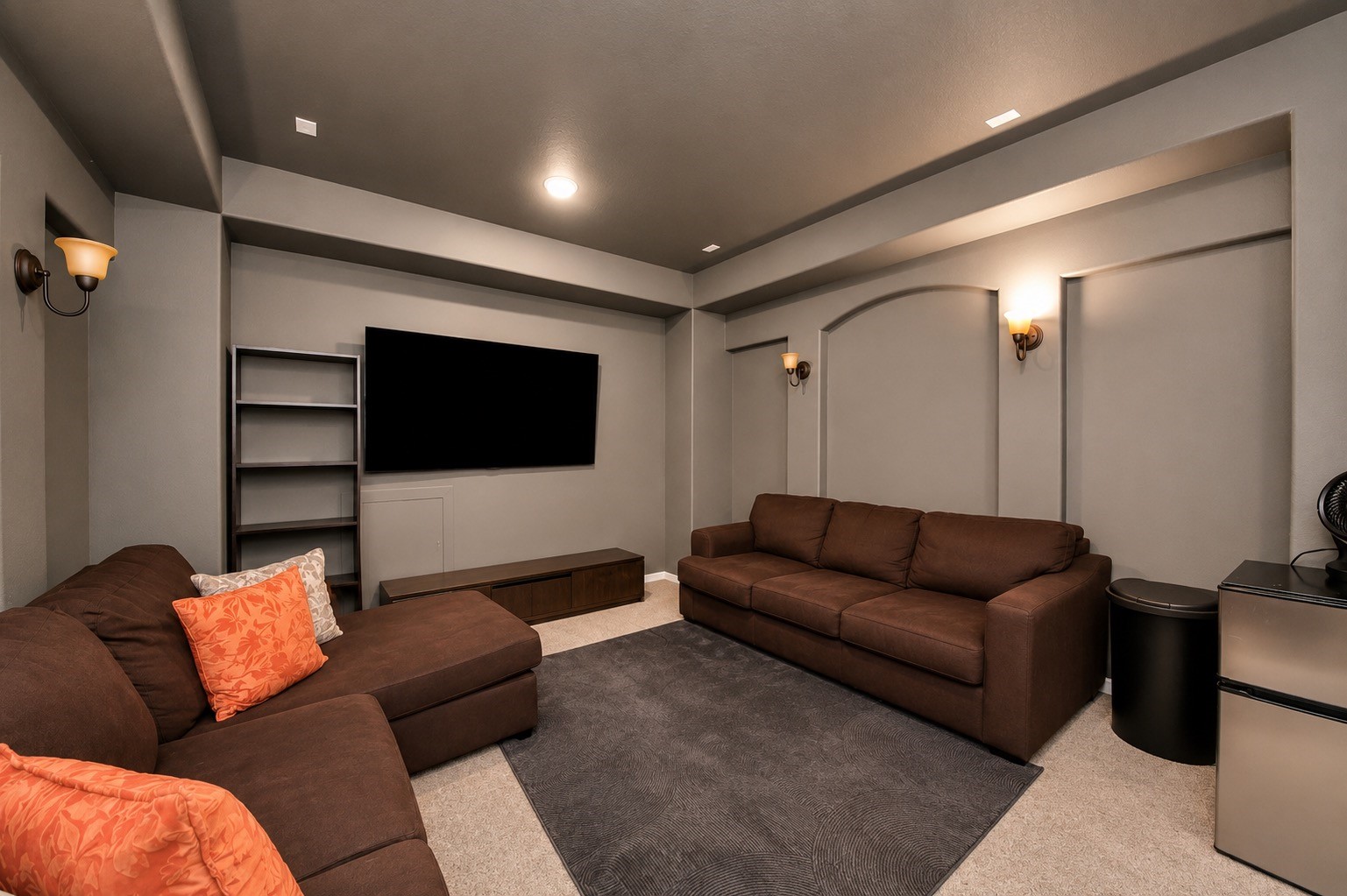 8803 Autumn Pine Drive Property Photo 29