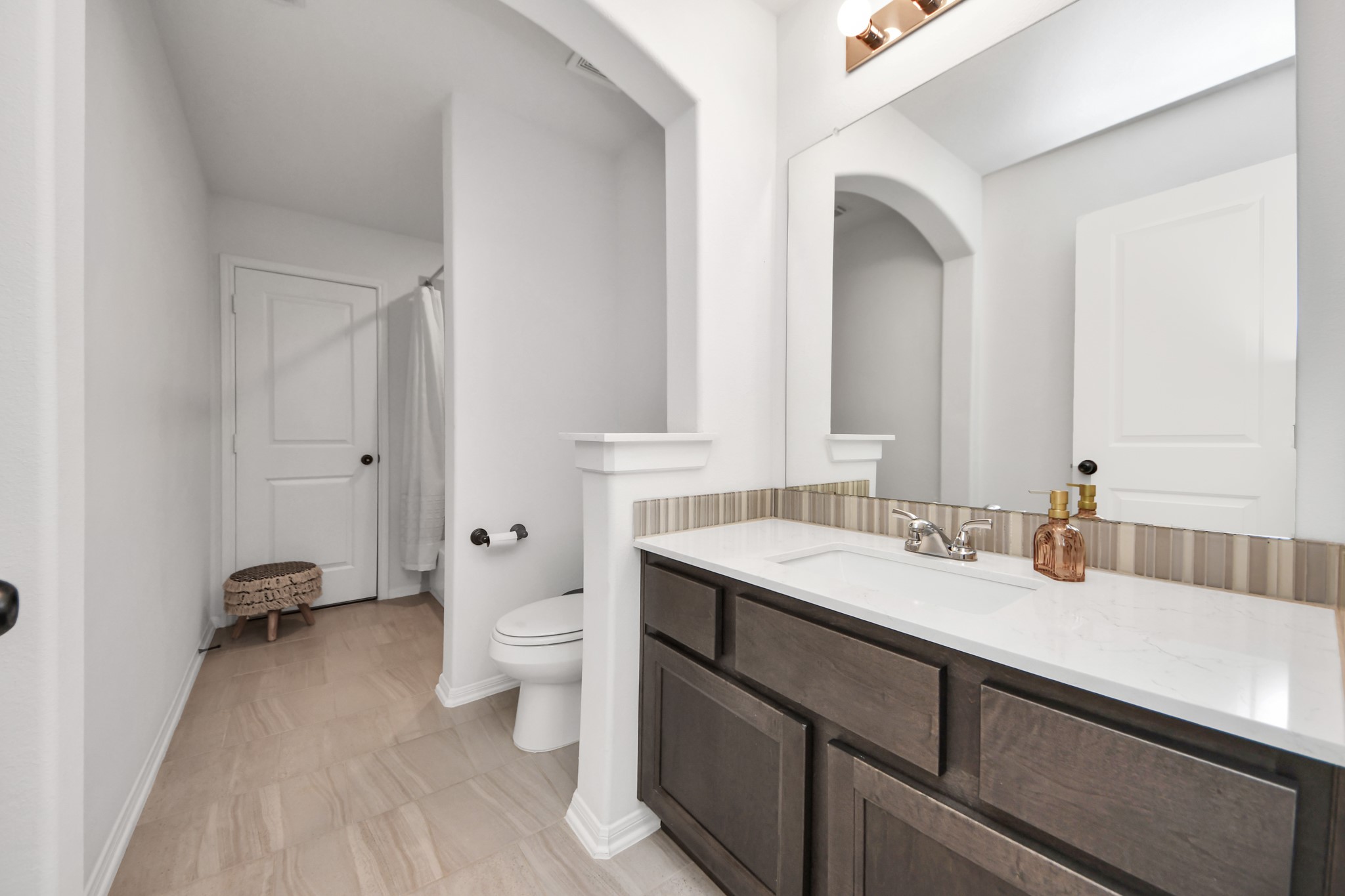 8803 Autumn Pine Drive Property Photo 32