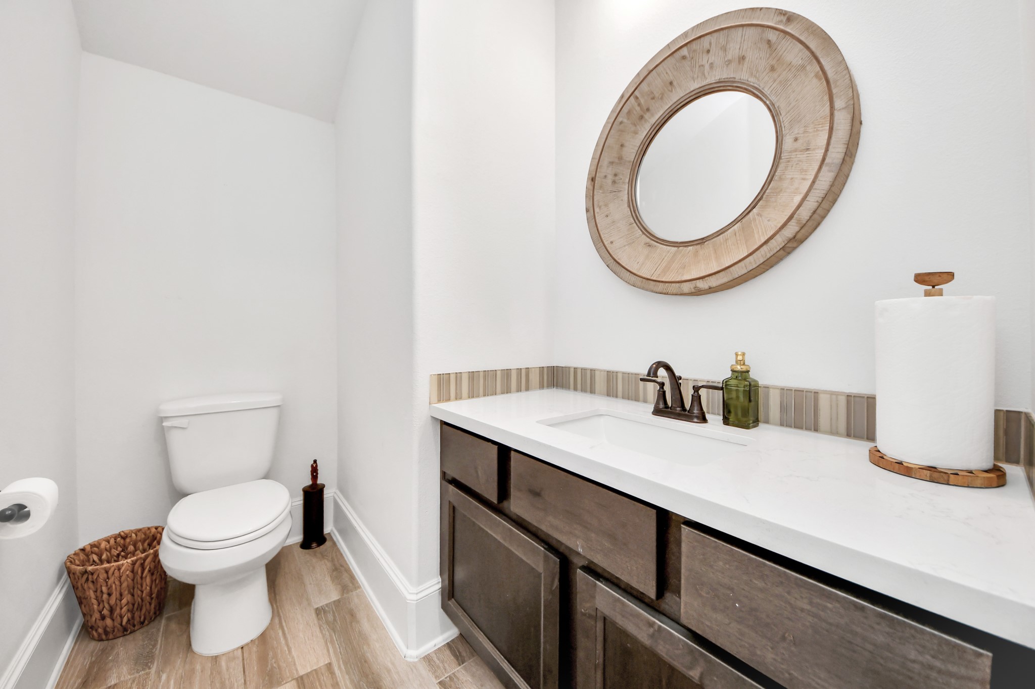 8803 Autumn Pine Drive Property Photo 35