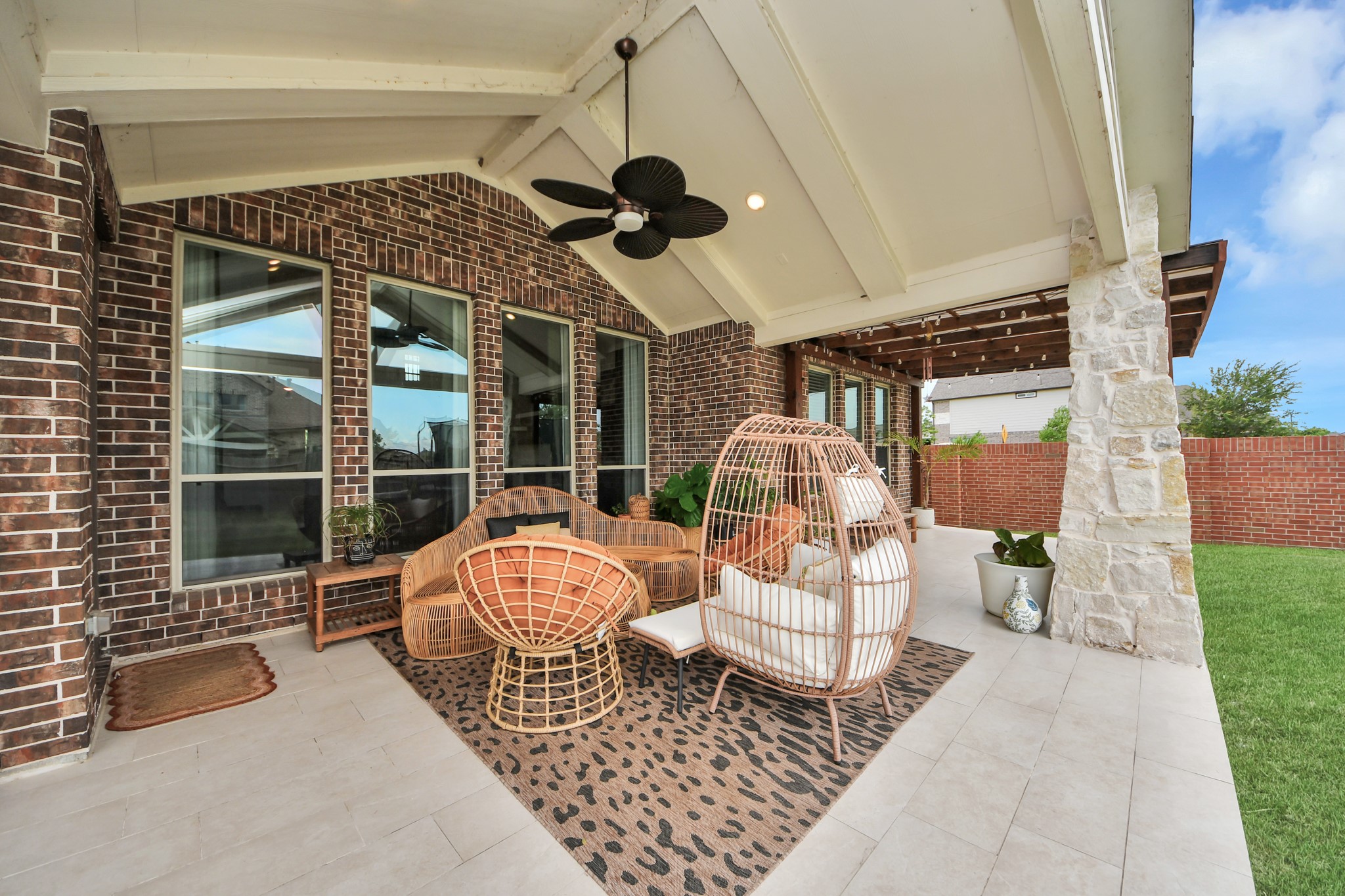 8803 Autumn Pine Drive Property Photo 36