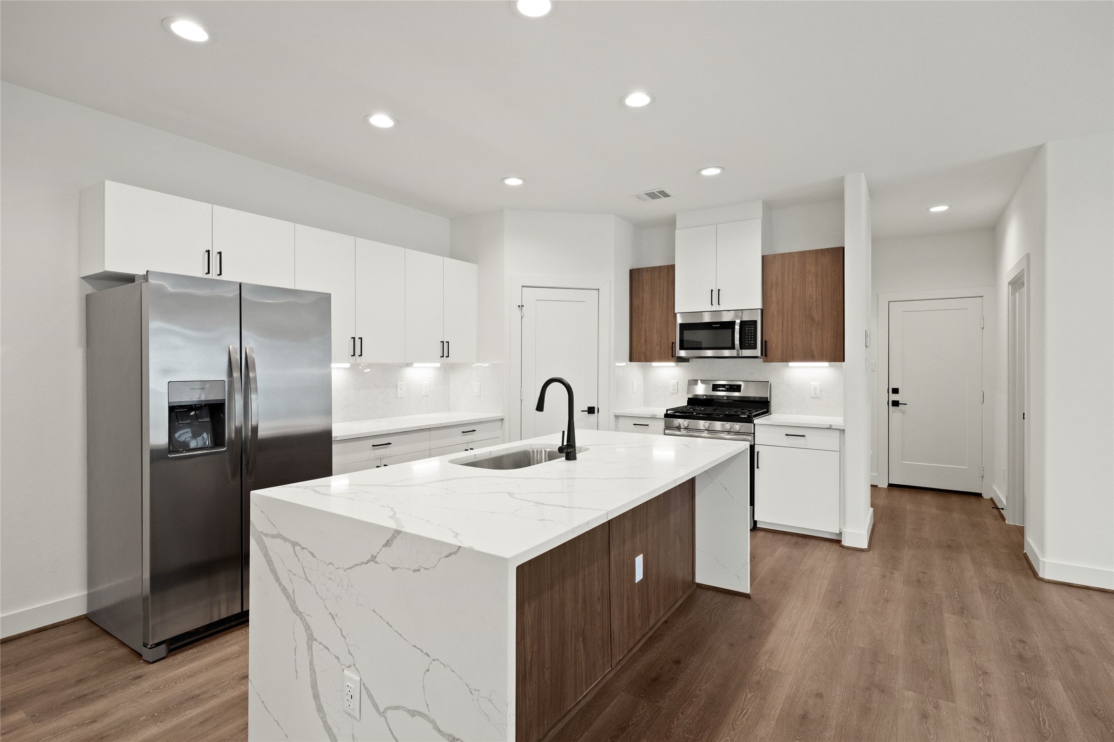 2649 Seaglass View Drive Property Photo 1