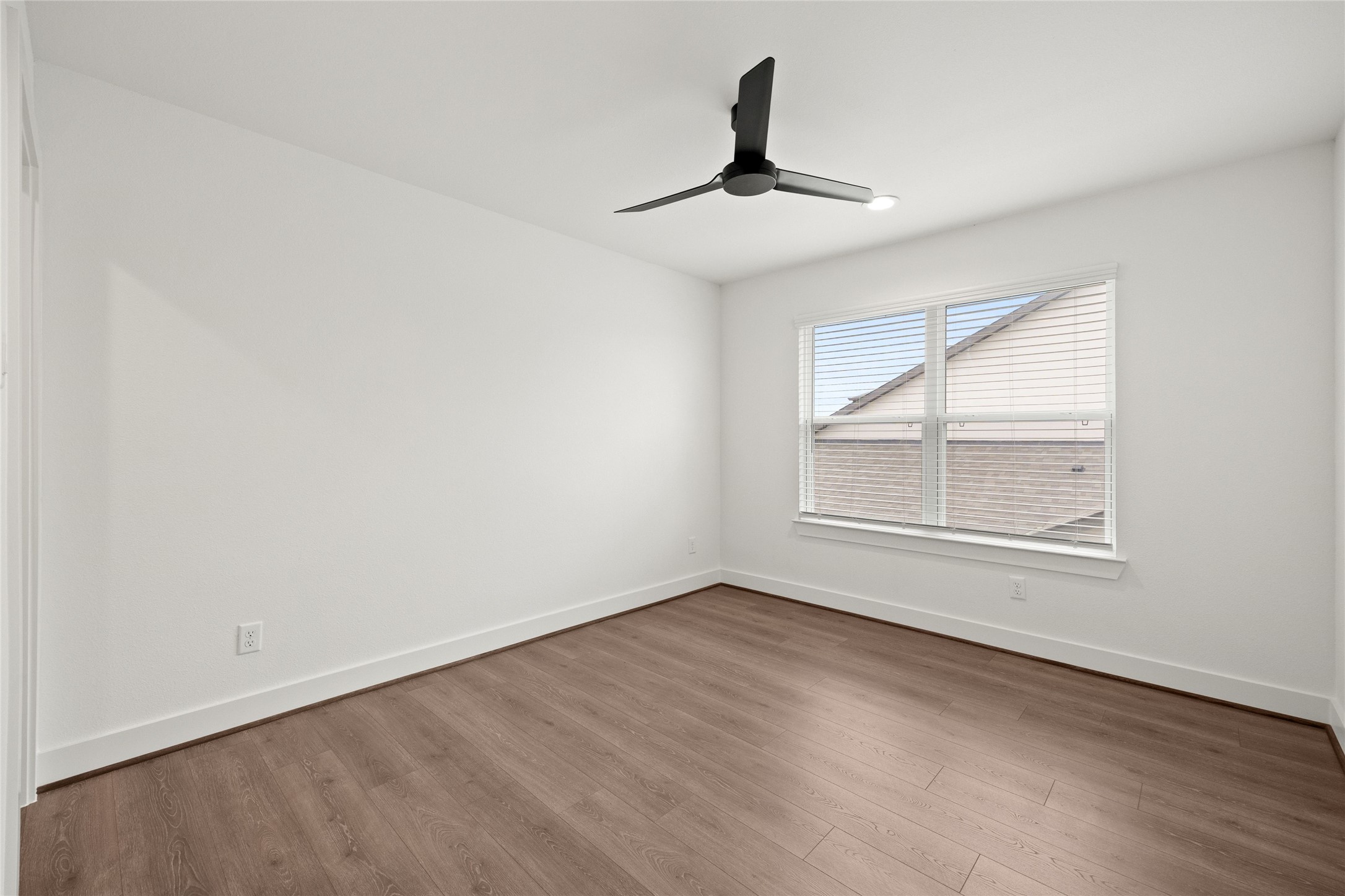 2649 Seaglass View Drive Property Photo 23