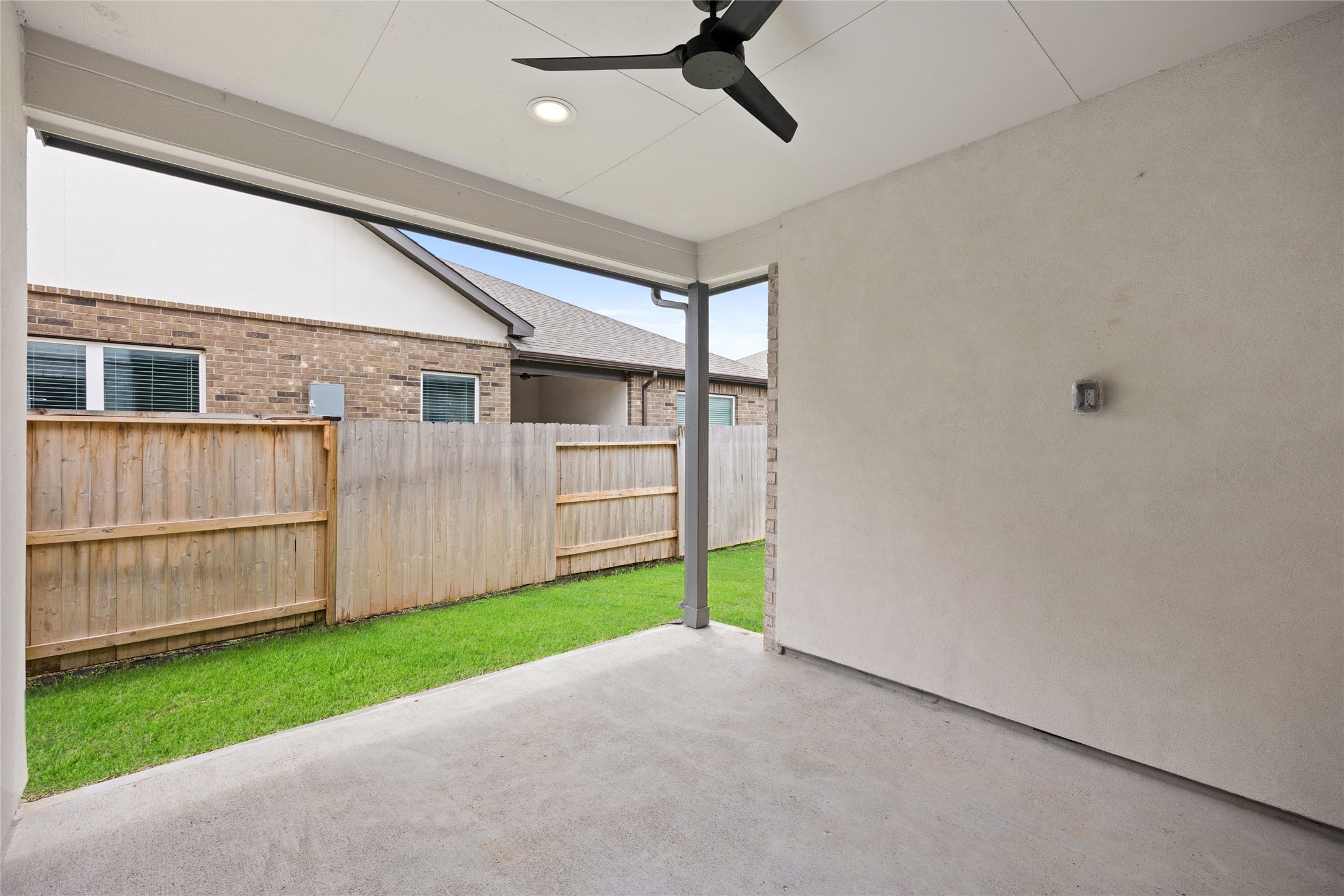 2649 Seaglass View Drive Property Photo 27