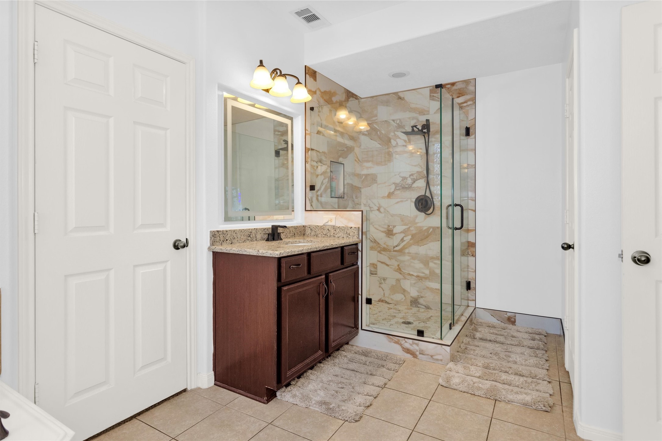 2944 Auburn Woods Drive Property Photo 18