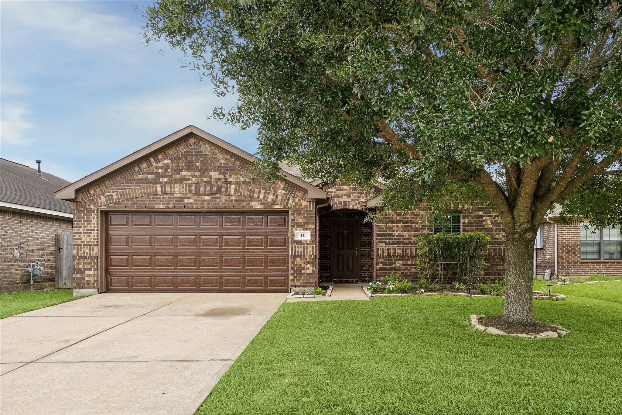 431 De Coster Boulevard Property Photo