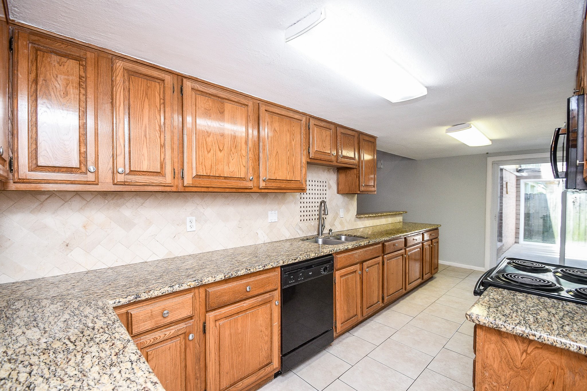 2430 Long Reach Drive Property Photo 11