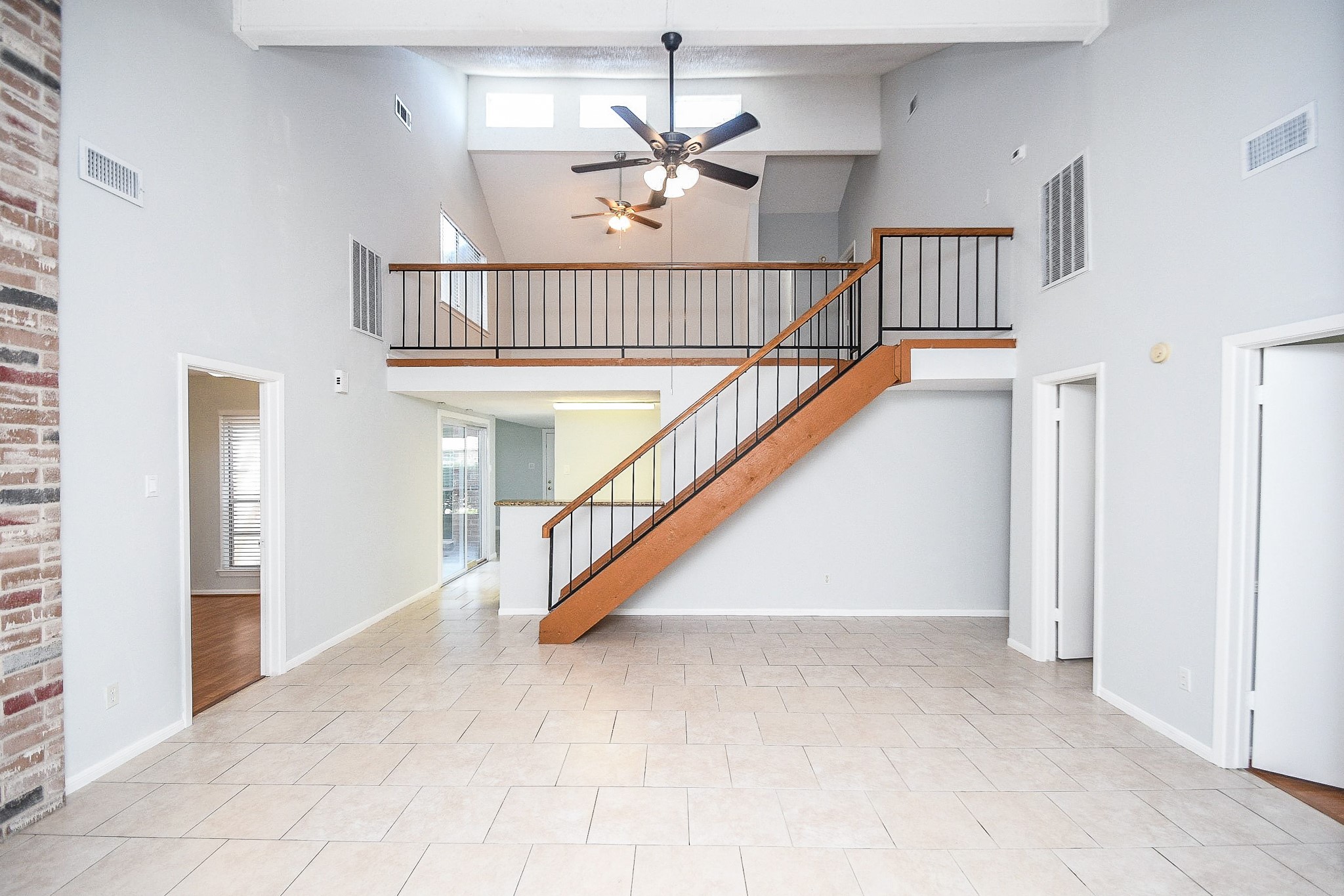 2430 Long Reach Drive Property Photo 14