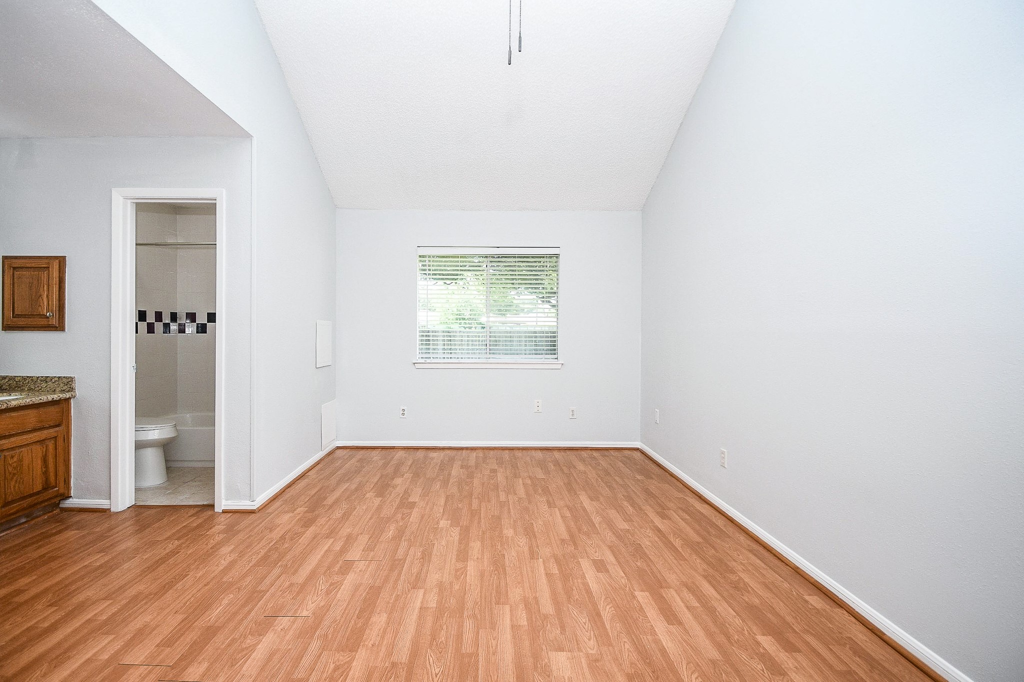 2430 Long Reach Drive Property Photo 17