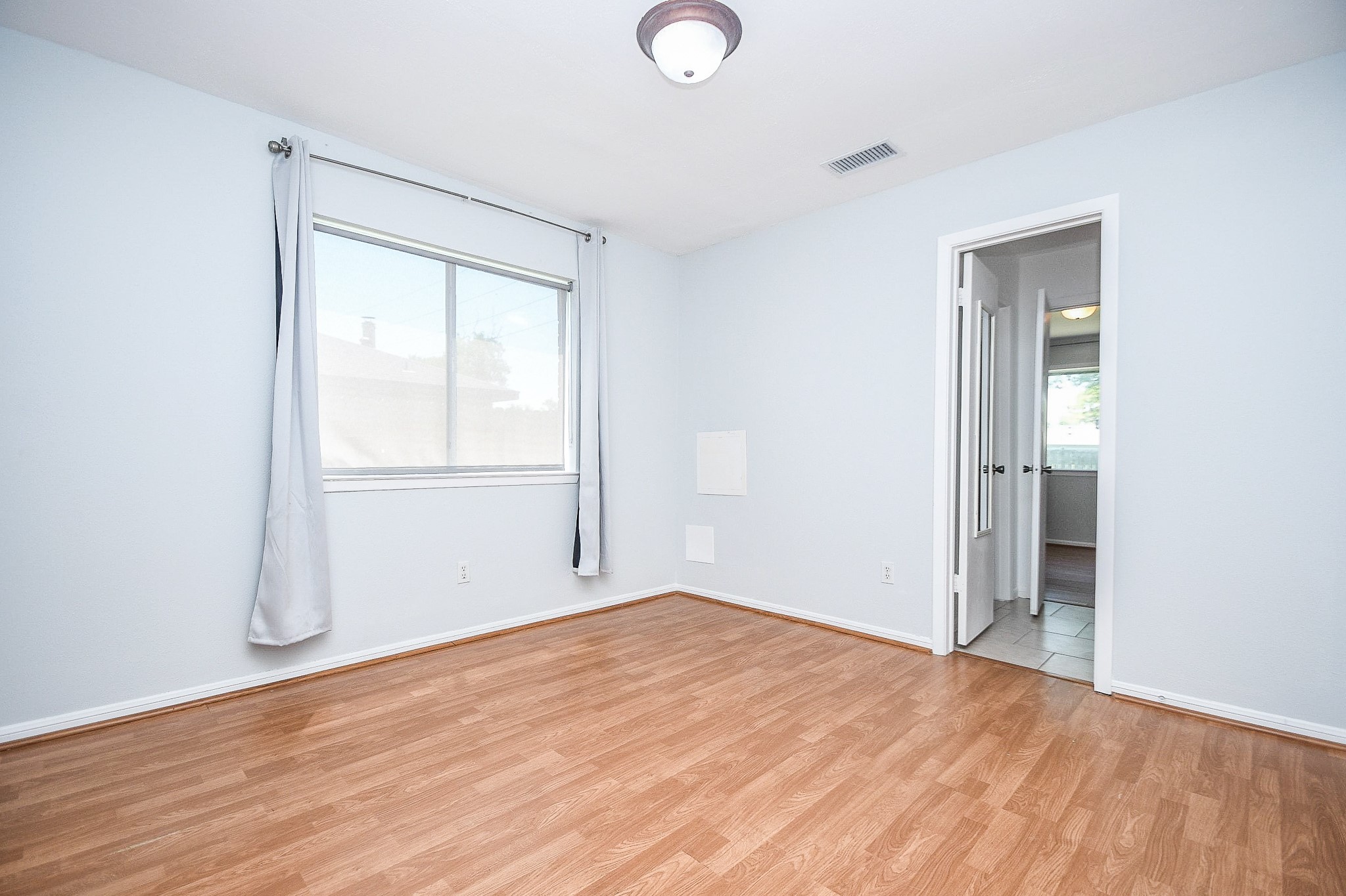 2430 Long Reach Drive Property Photo 22