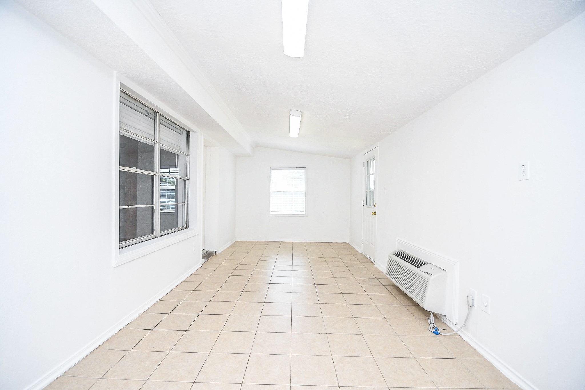 2430 Long Reach Drive Property Photo 27
