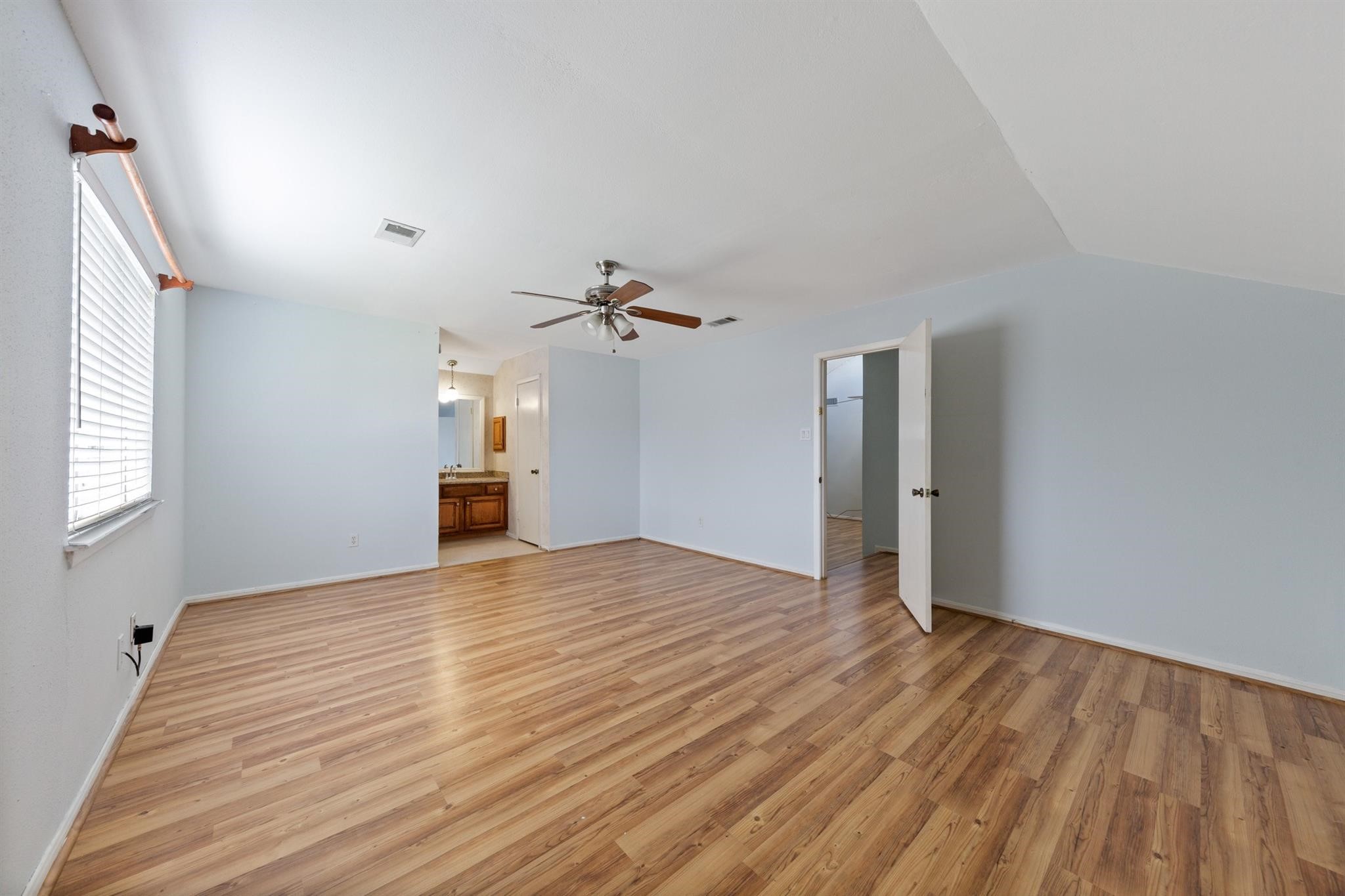 2430 Long Reach Drive Property Photo 34