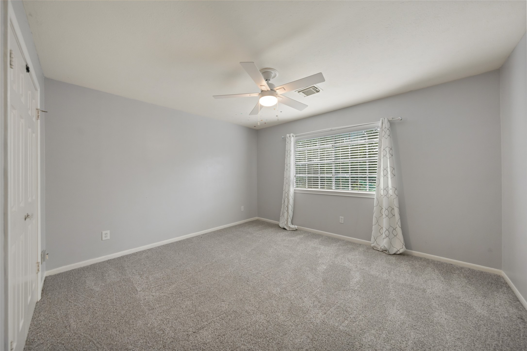 4422 Pine Breeze Drive Property Photo 25