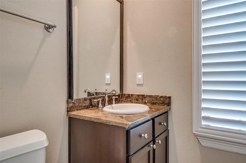 1126 Hempstead Villa Lane Property Photo 13