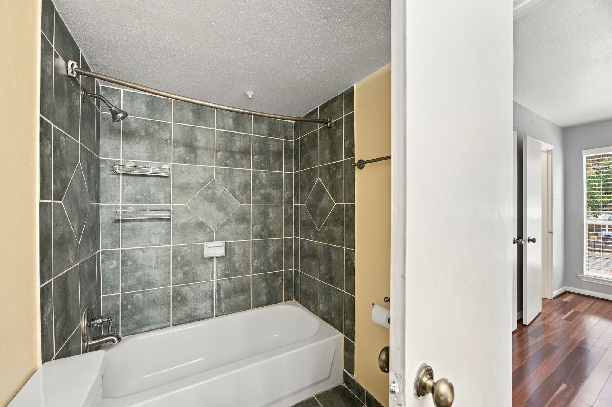 1601 S Shepherd Drive 218 Property Photo 16