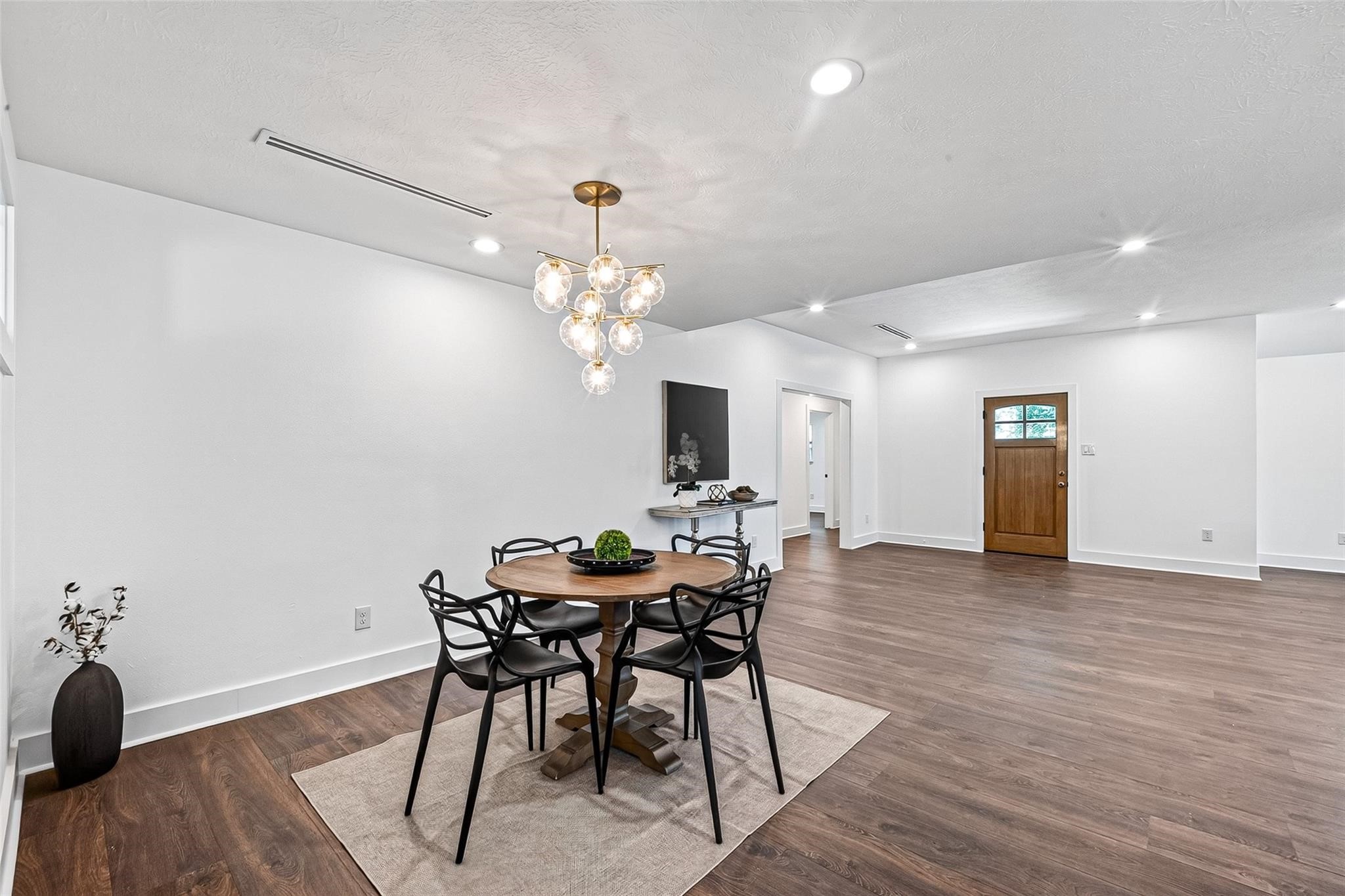 1338 Seaspray Court Property Photo 27