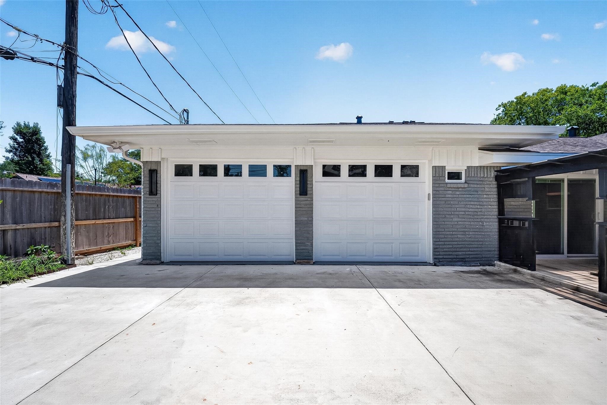 1338 Seaspray Court Property Photo 47