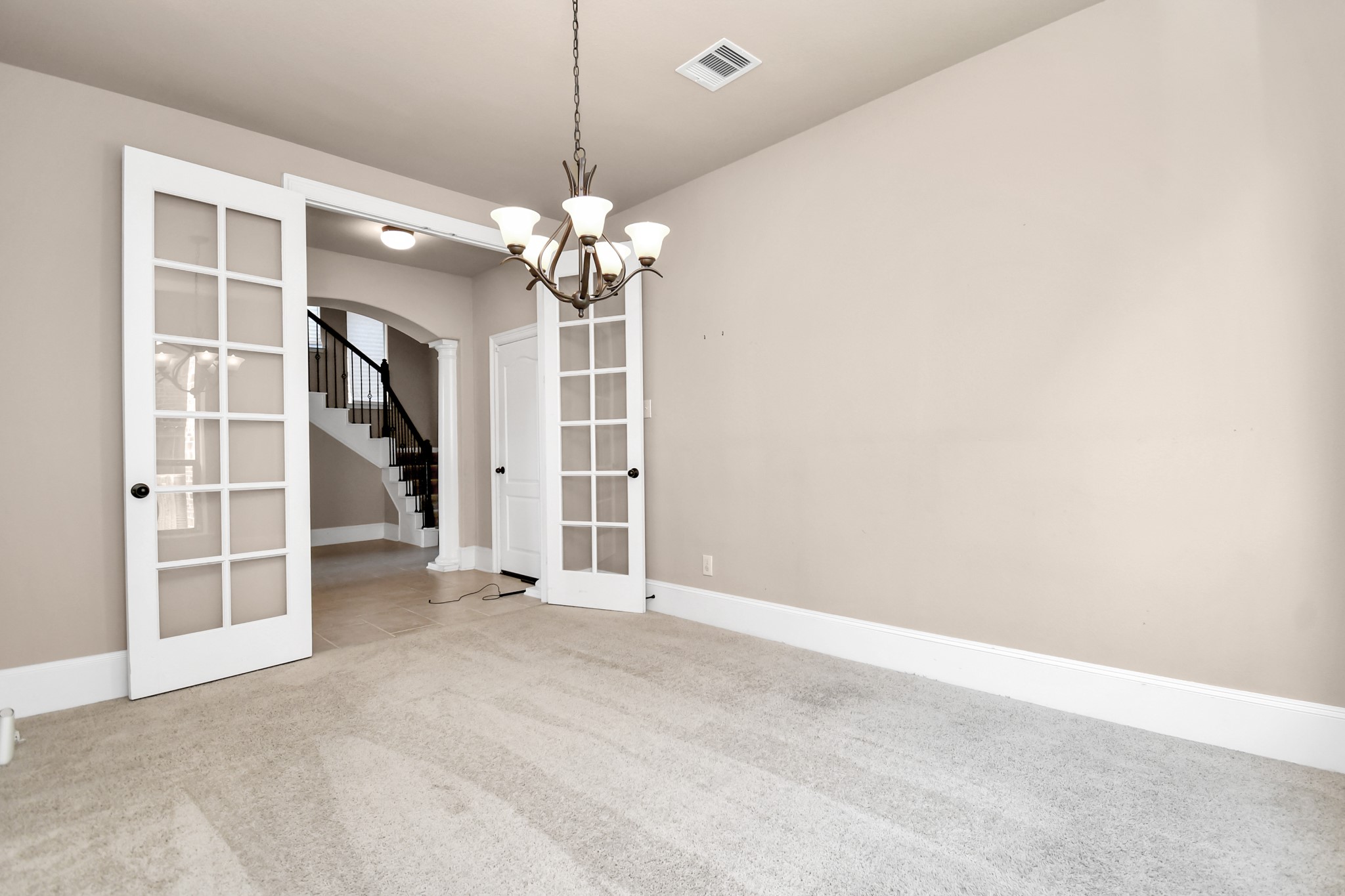 14811 Diane Manor Lane Property Photo 9