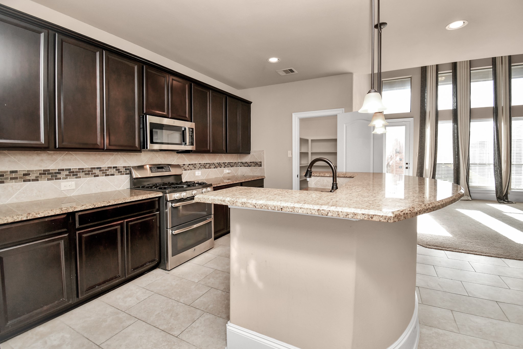 14811 Diane Manor Lane Property Photo 10