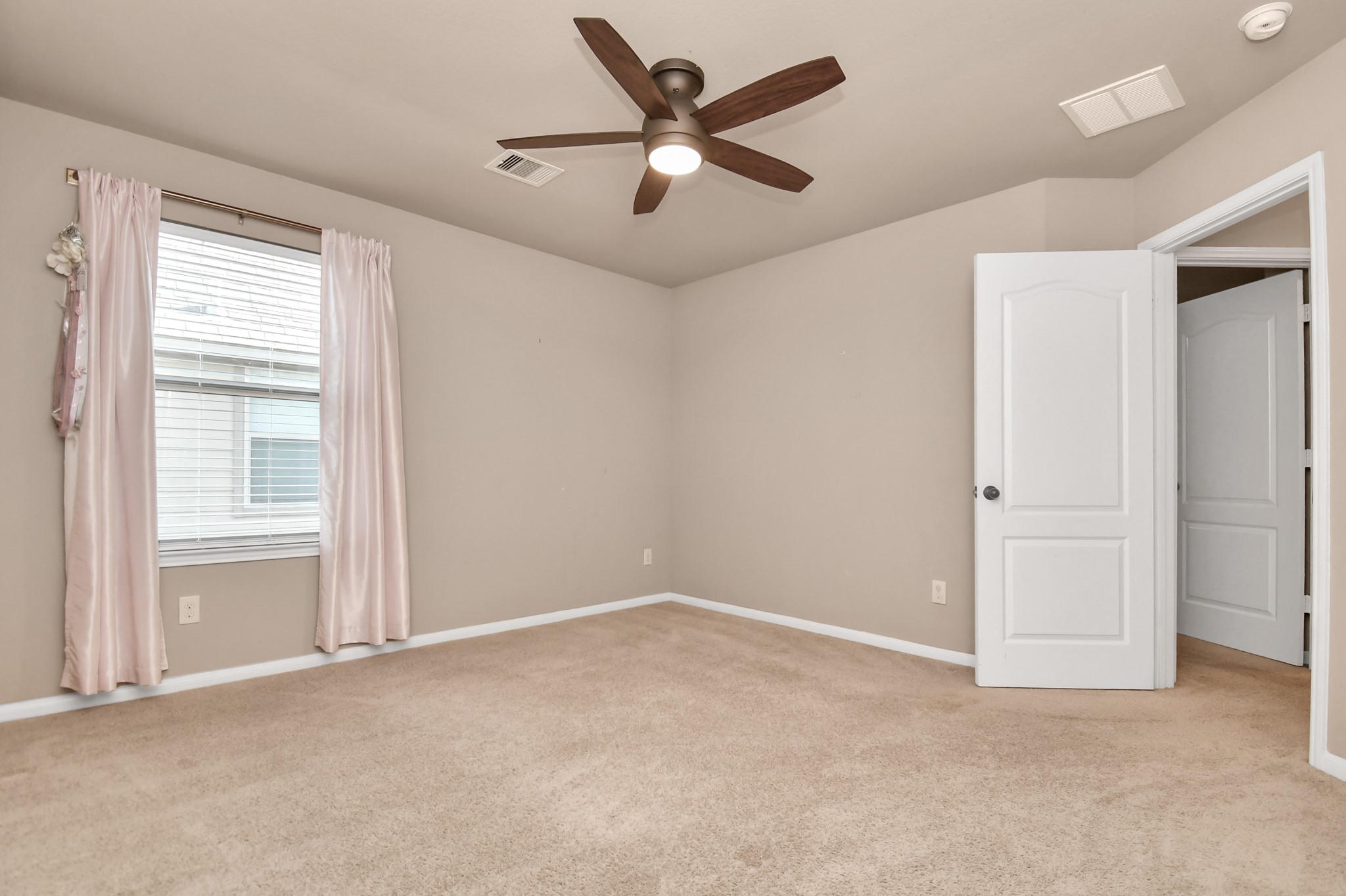 14811 Diane Manor Lane Property Photo 40