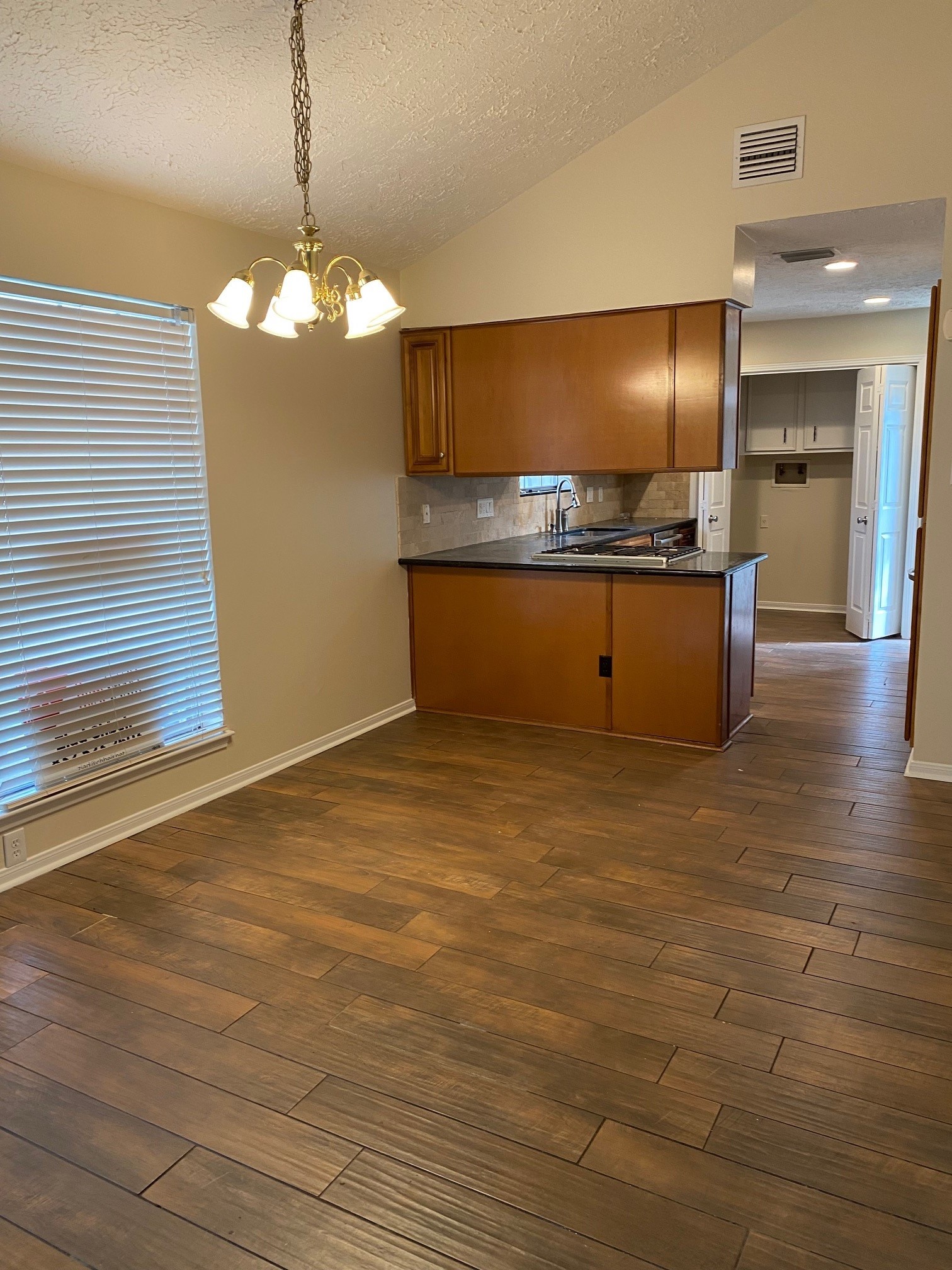 24 Chapparal Court Property Photo 5