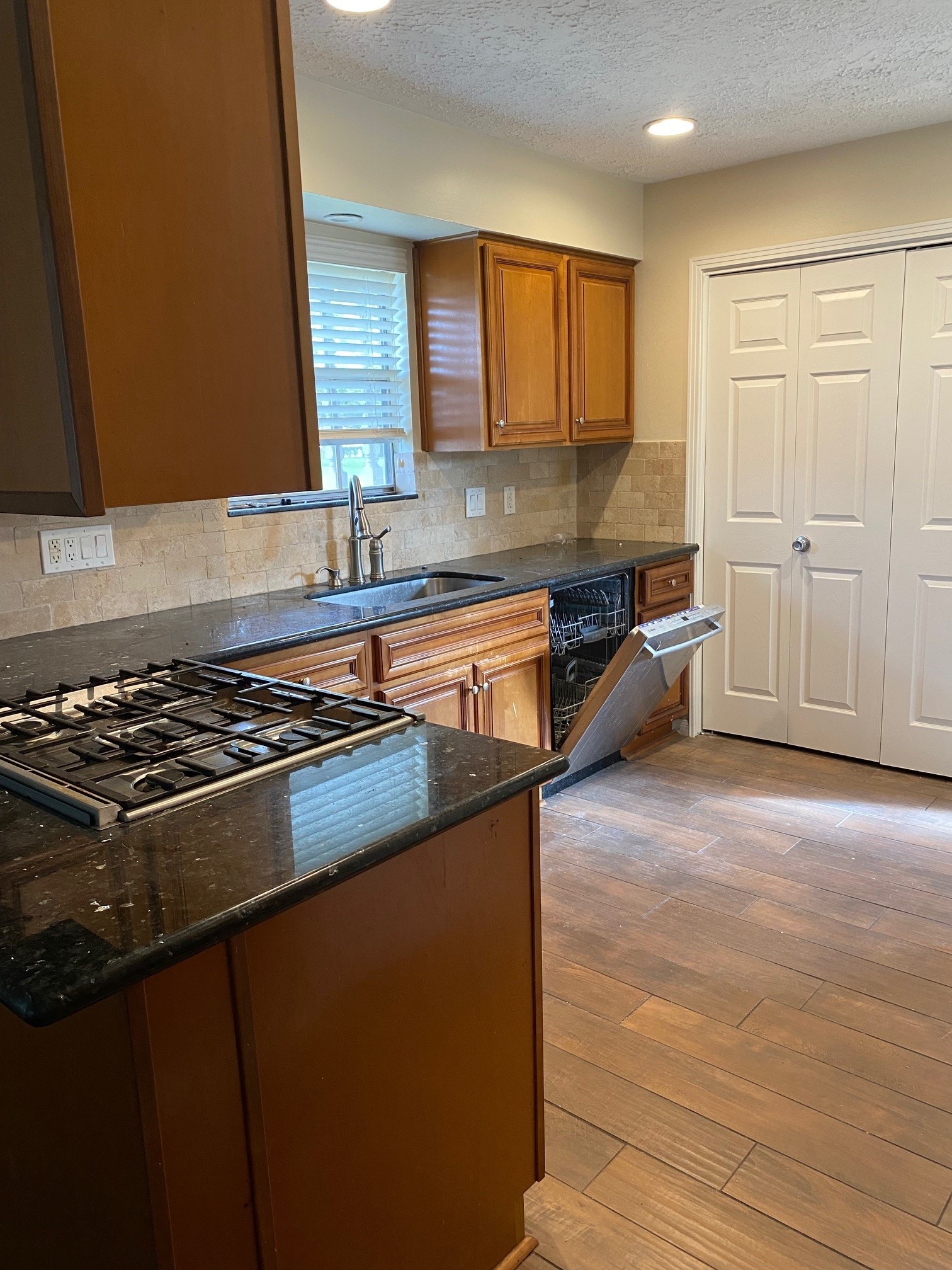 24 Chapparal Court Property Photo 7
